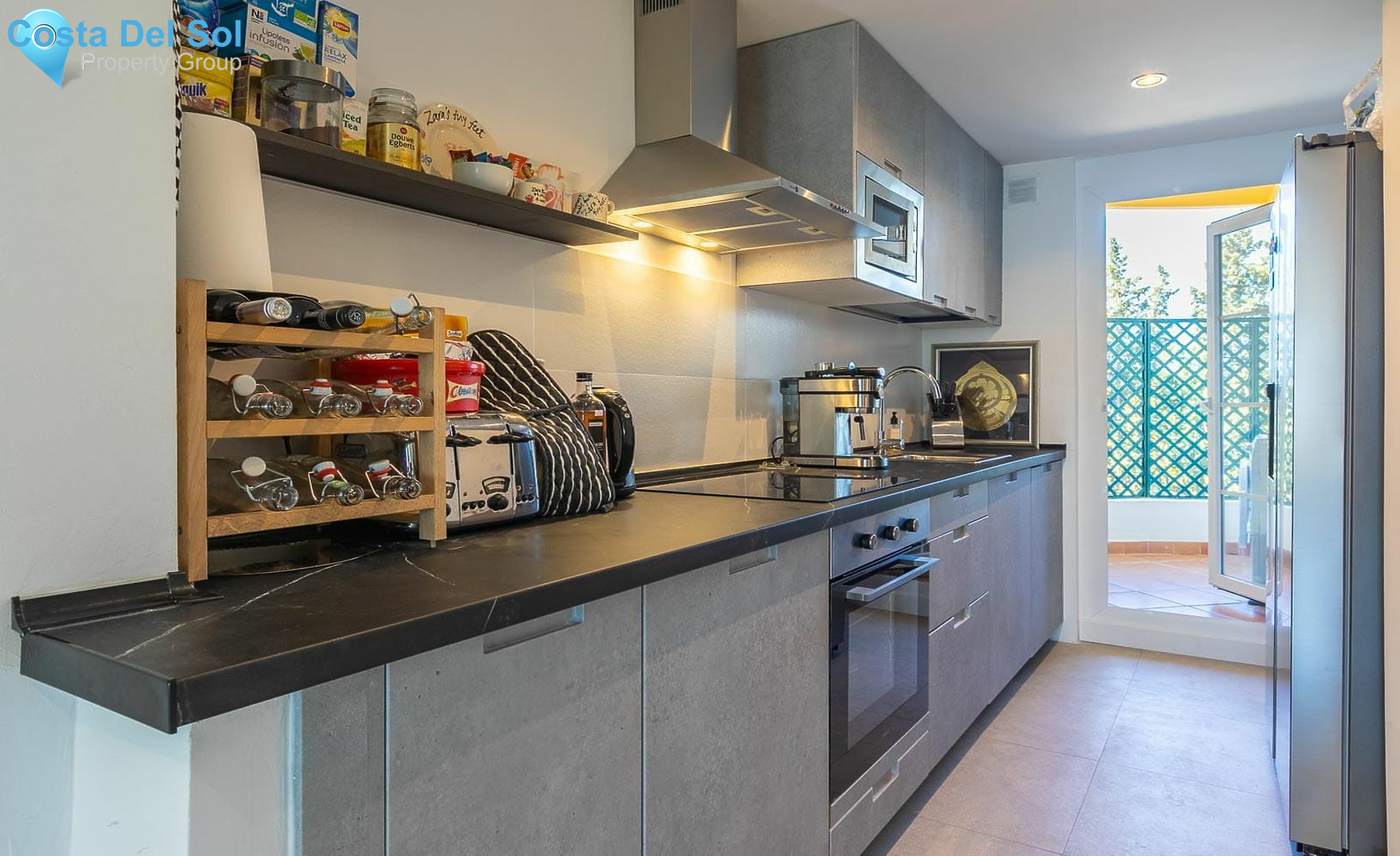 Middle Floor Apartment in Nueva Andalucía-1480740