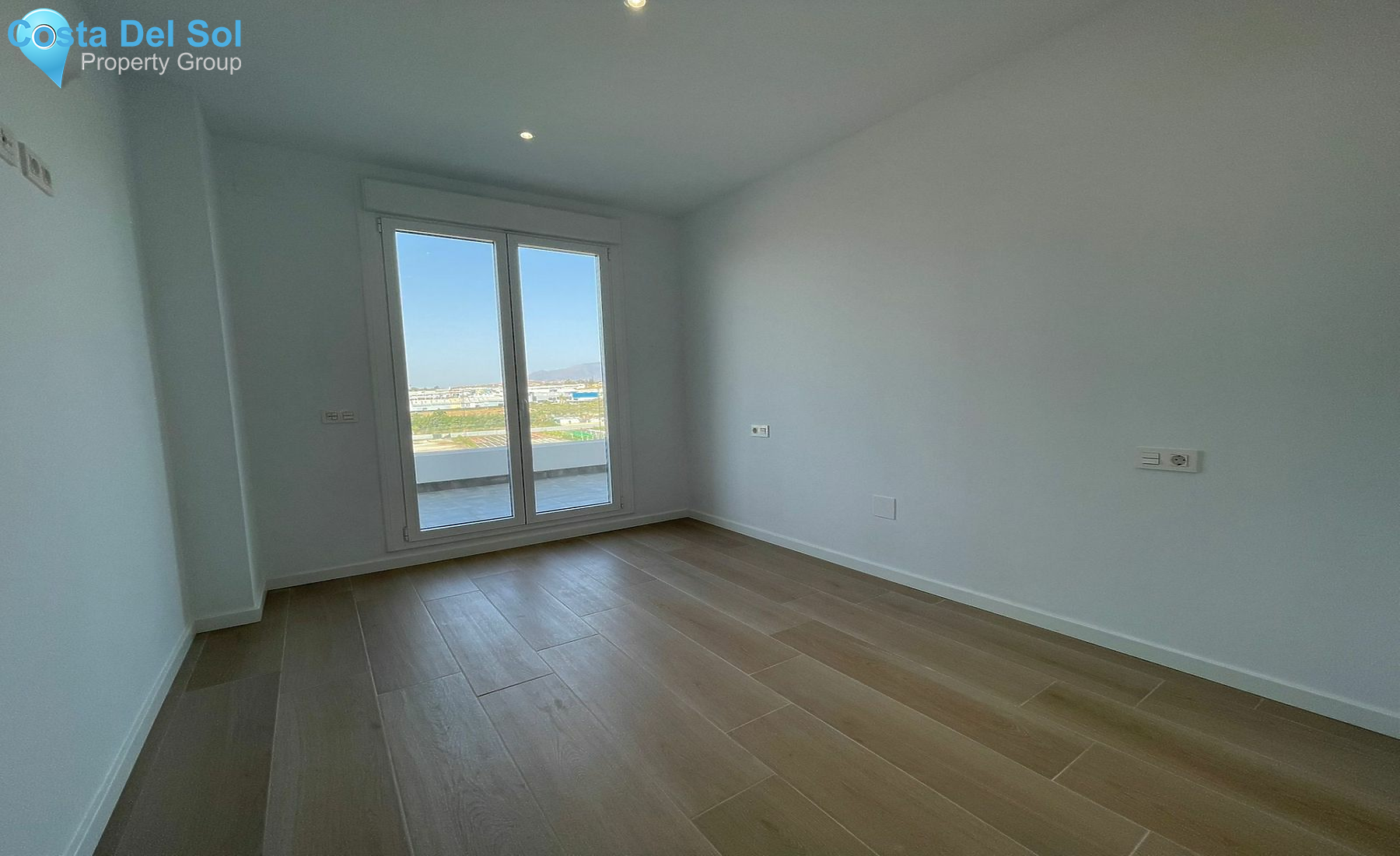 Middle Floor Apartment in Nueva Andalucía-1484054