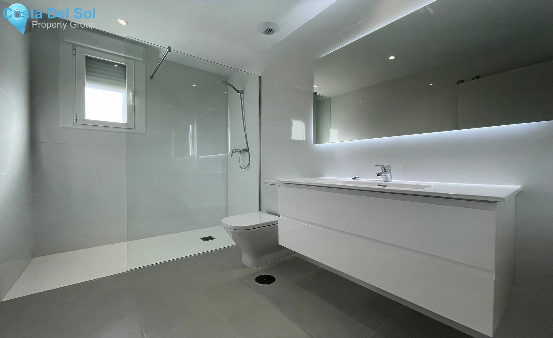 Middle Floor Apartment in Nueva Andalucía-1484055