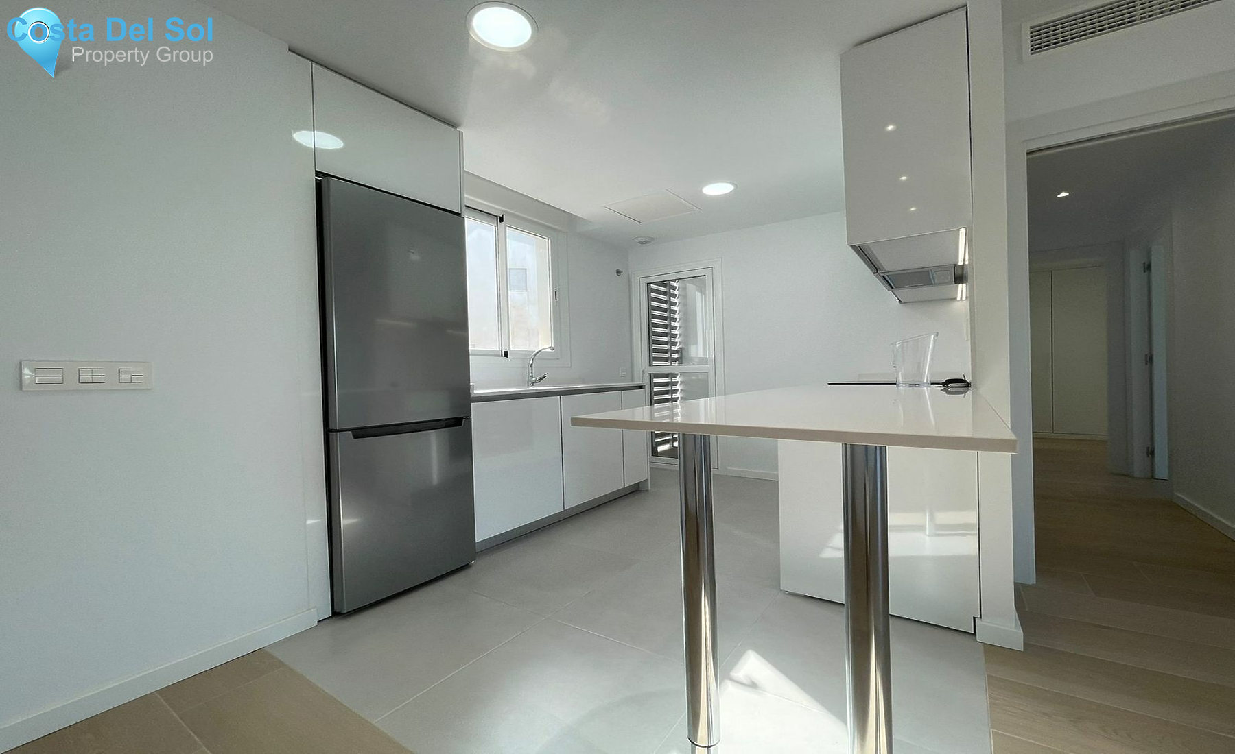 Middle Floor Apartment in Nueva Andalucía-1484056