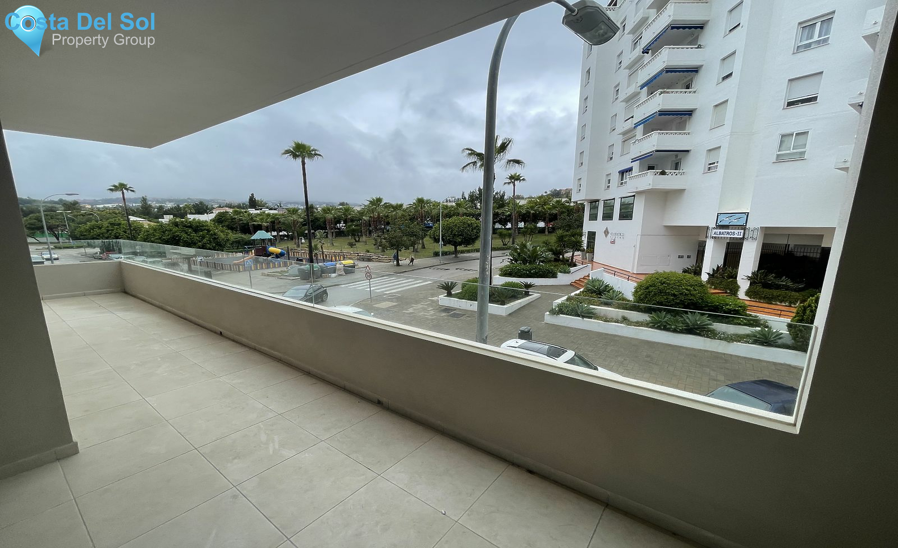Middle Floor Apartment in Nueva Andalucía