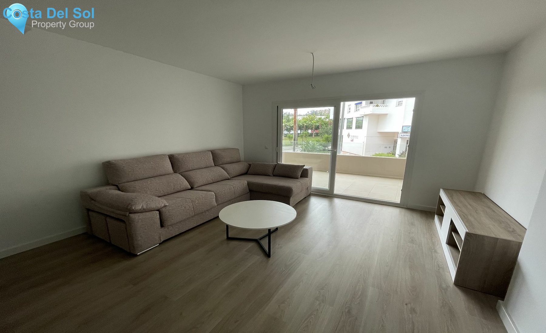Middle Floor Apartment in Nueva Andalucía-1485154
