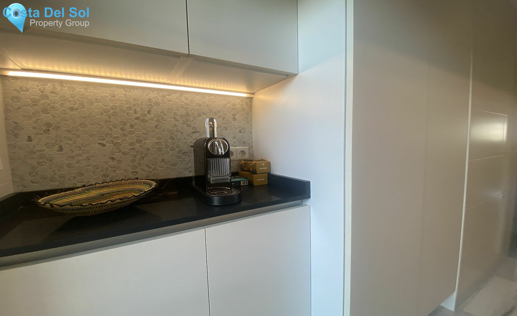 Middle Floor Apartment in Nueva Andalucía-1494917