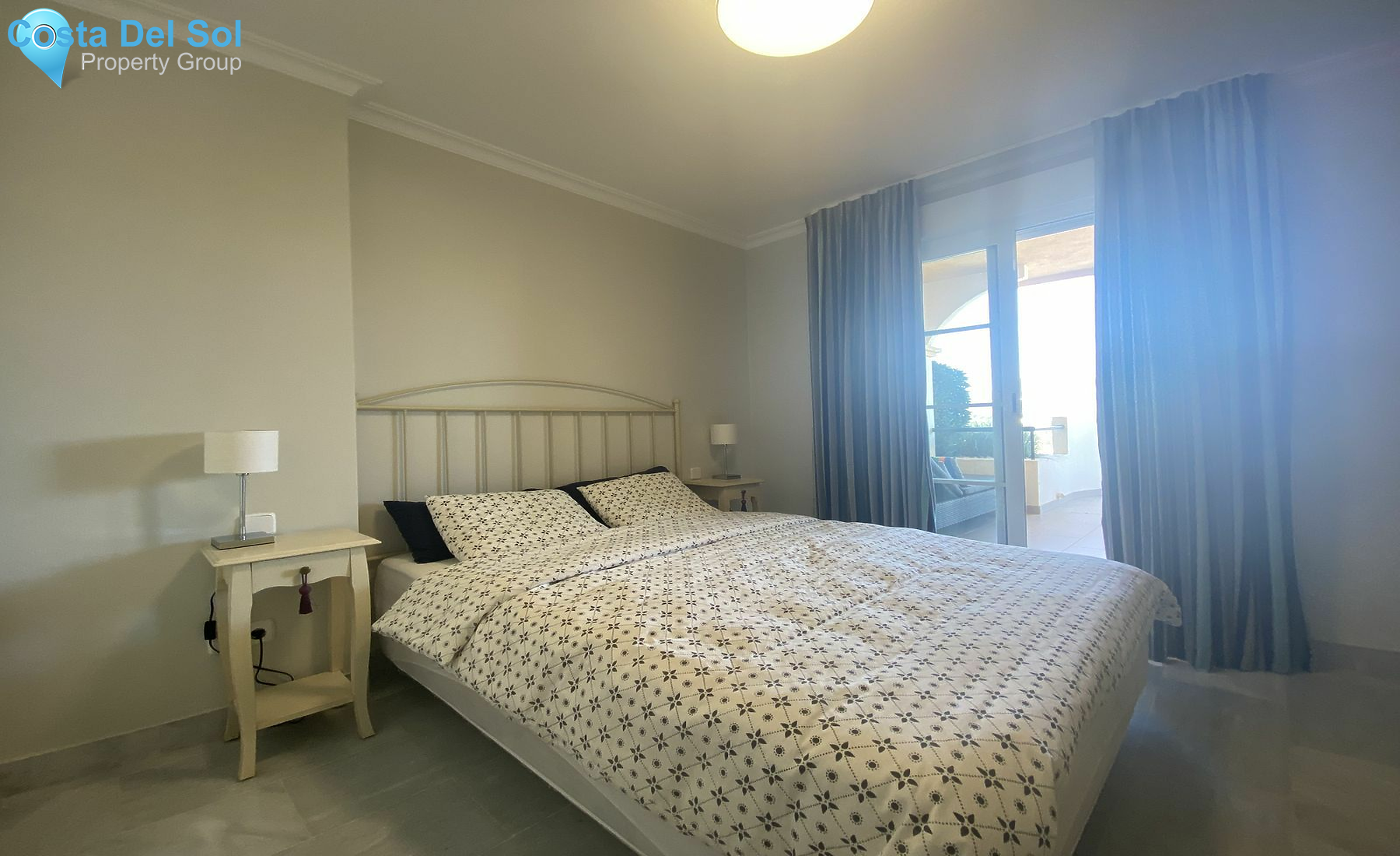 Middle Floor Apartment in Nueva Andalucía-1494921