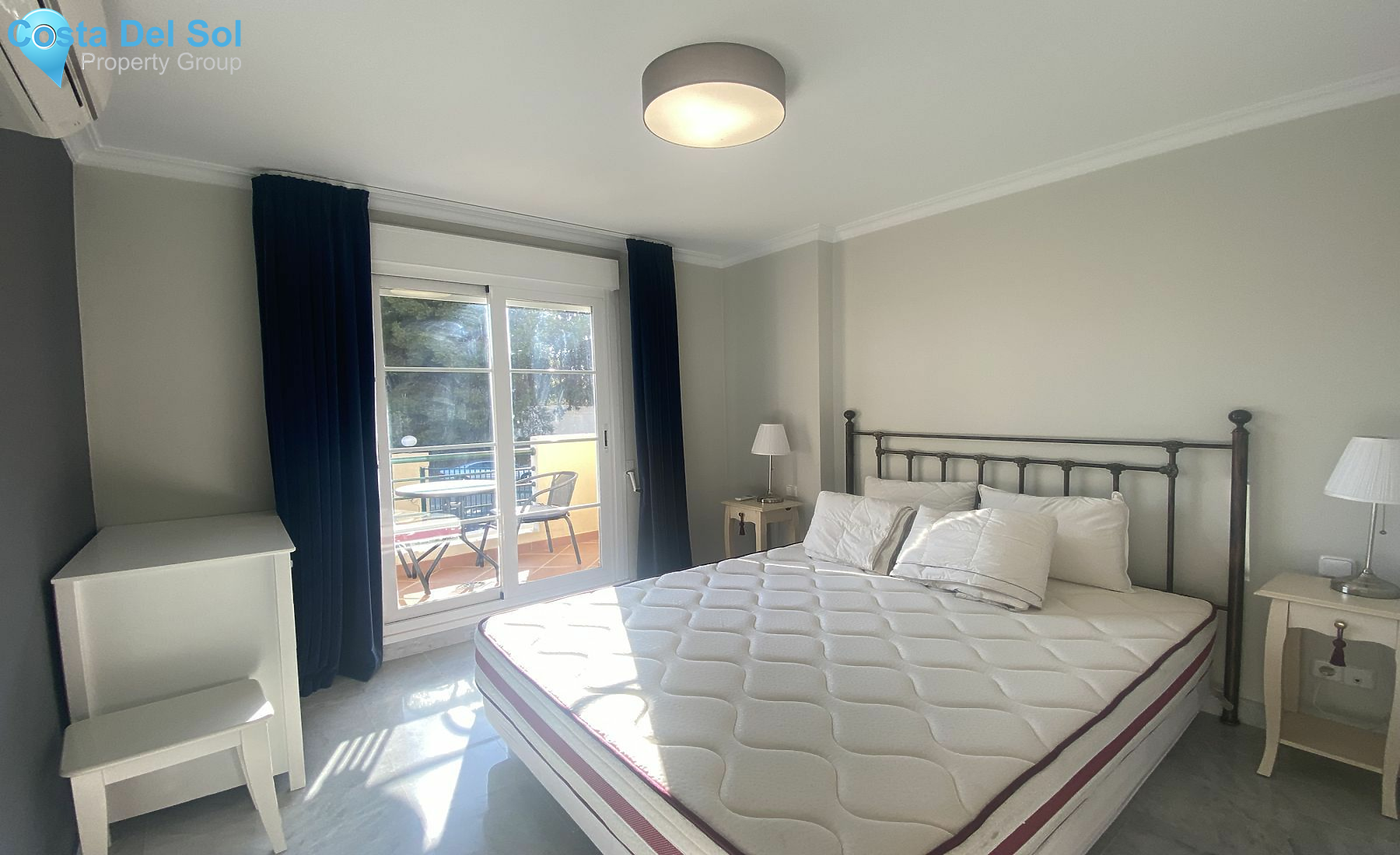 Middle Floor Apartment in Nueva Andalucía-1494923