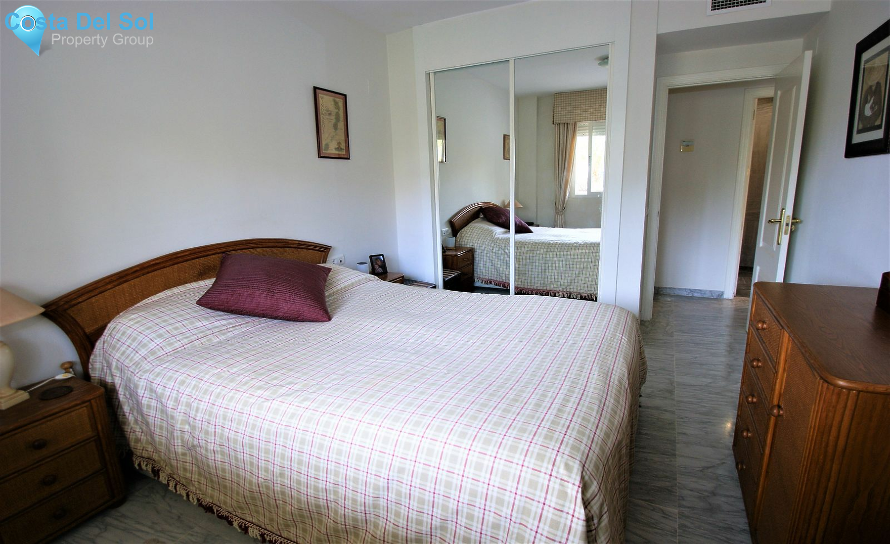 Middle Floor Apartment in Nueva Andalucía-1495561