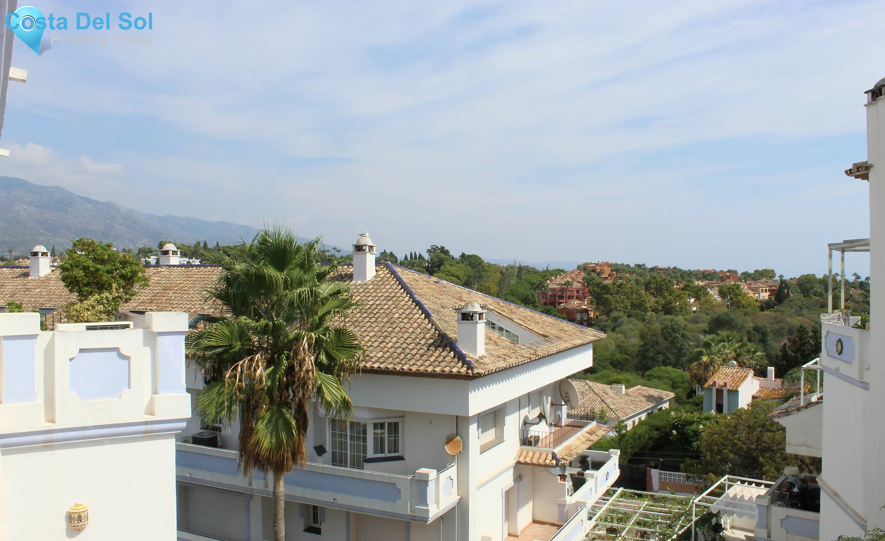 Middle Floor Apartment in Nueva Andalucía-1495676