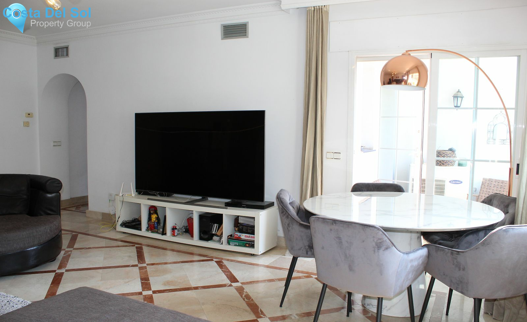 Middle Floor Apartment in Nueva Andalucía-1495663