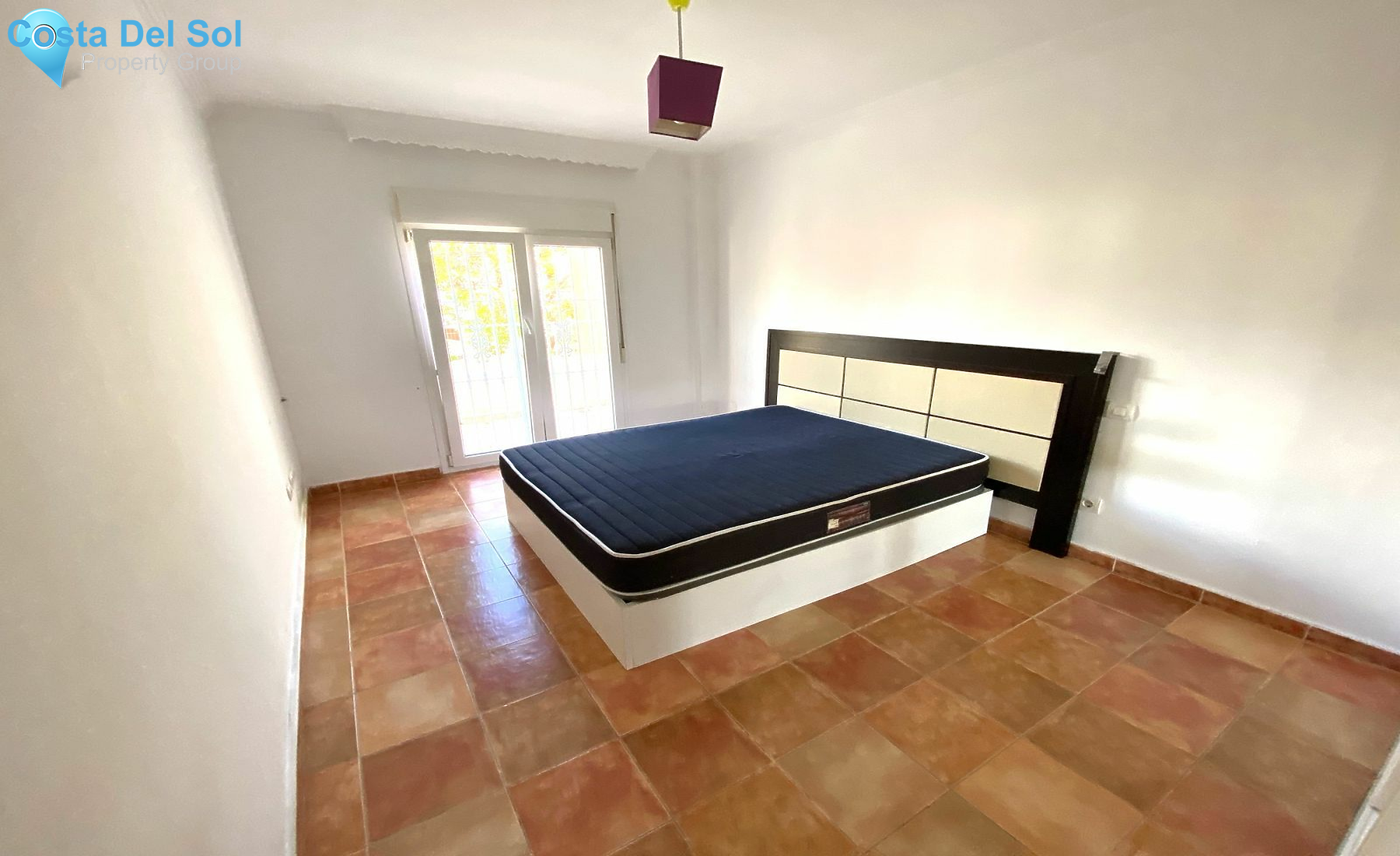 Middle Floor Apartment in Nueva Andalucía-1513954