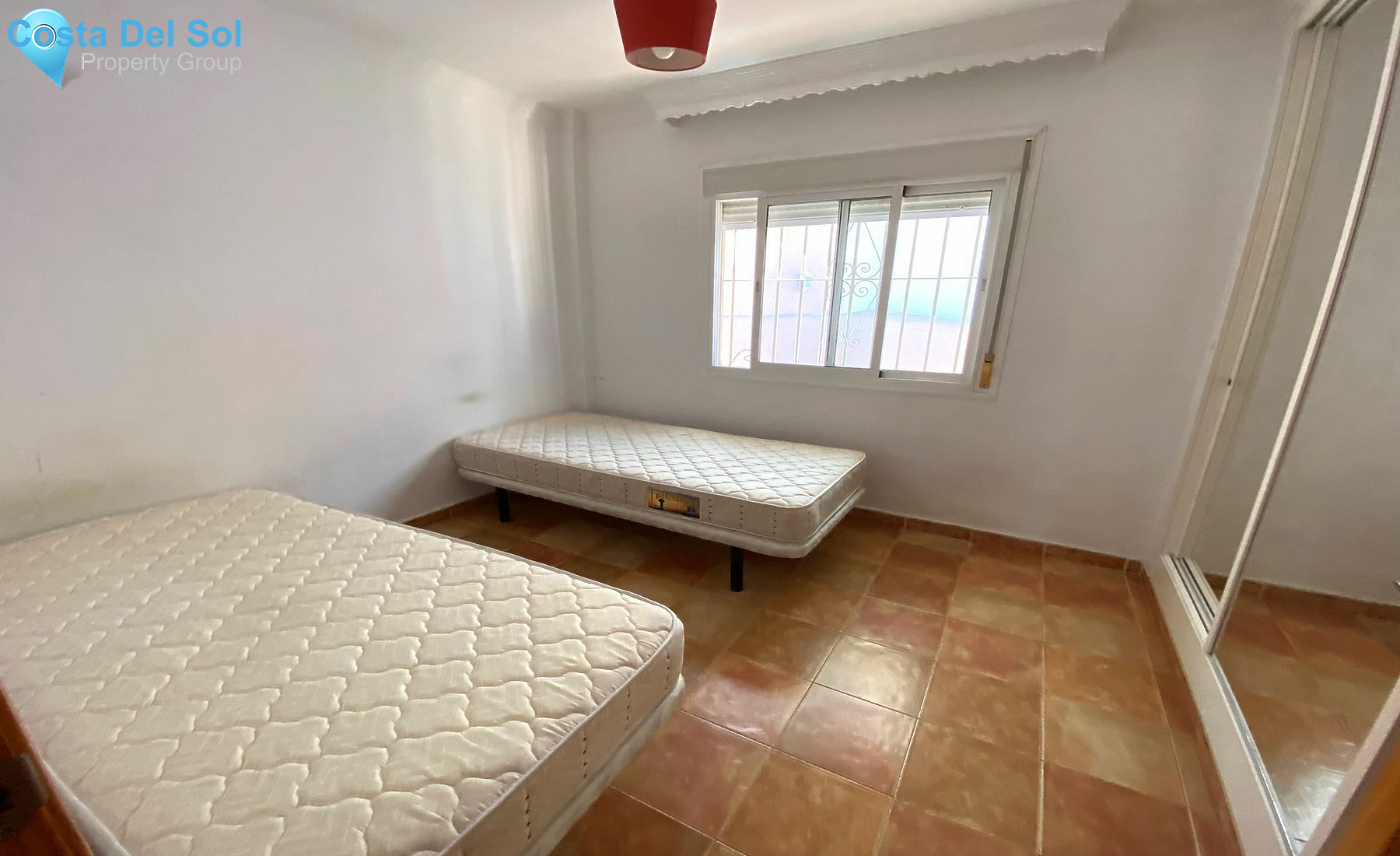 Middle Floor Apartment in Nueva Andalucía-1513957