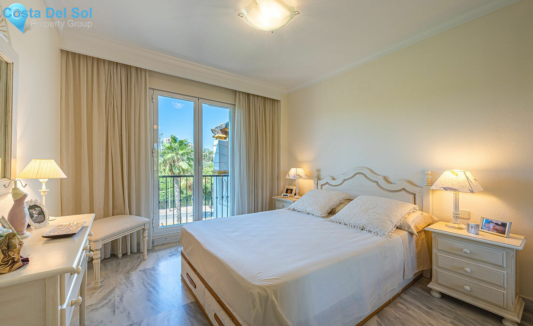Middle Floor Apartment in Nueva Andalucía-1517427