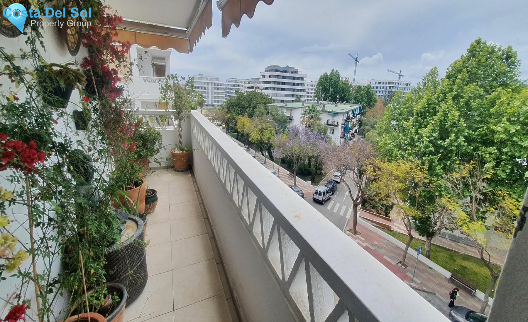 Middle Floor Apartment in Nueva Andalucía-1520430