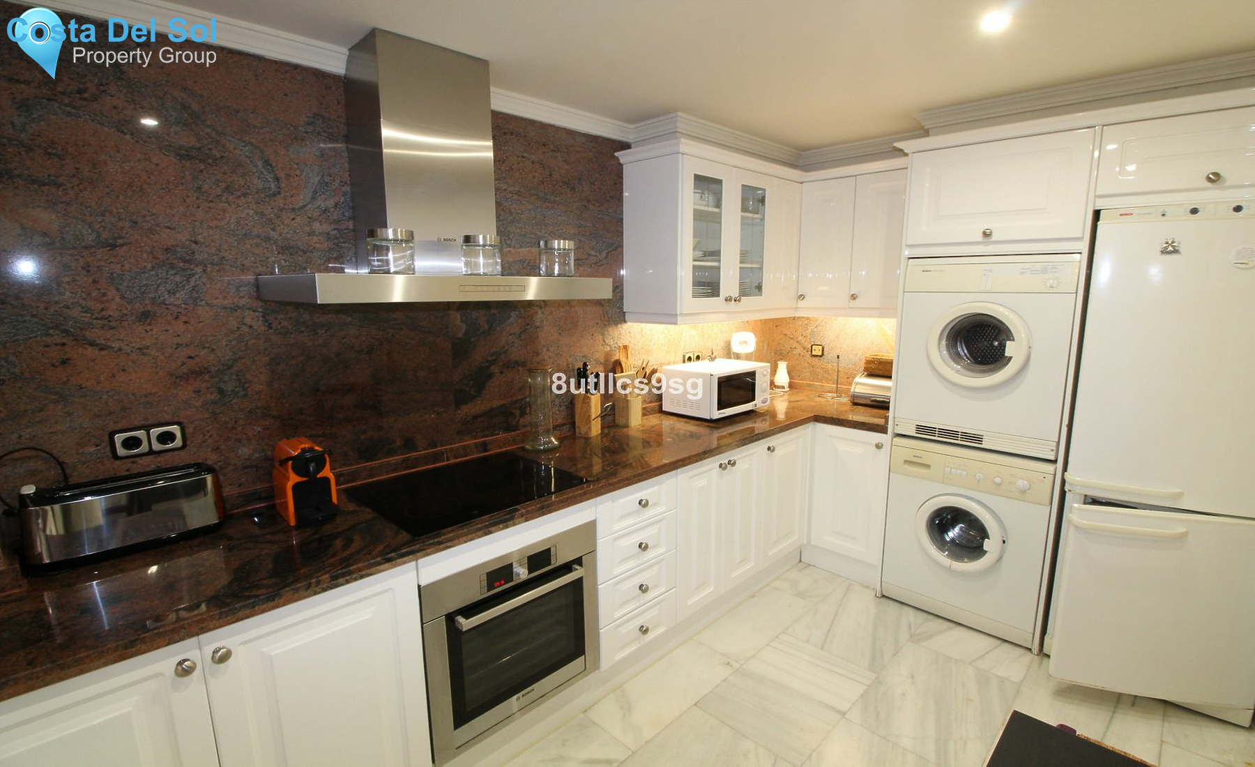 Middle Floor Apartment in Nueva Andalucía-1531395