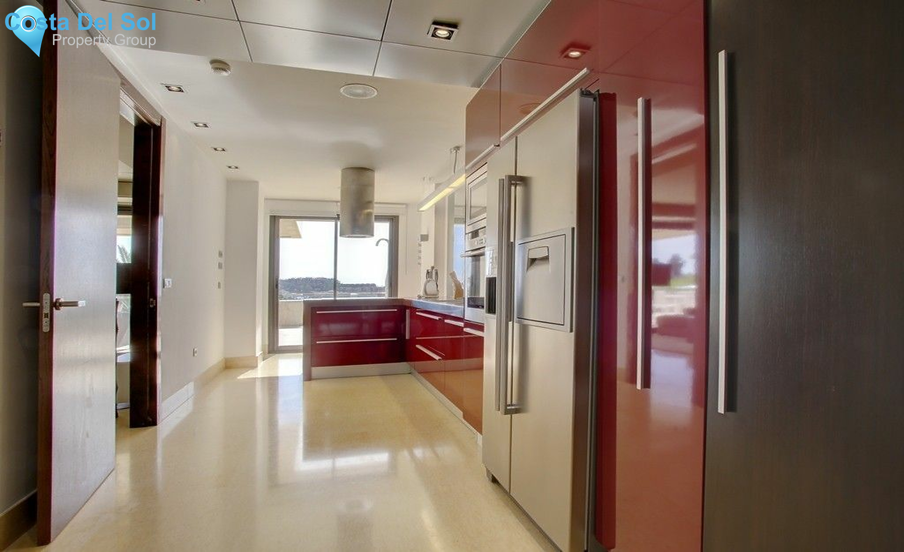 Middle Floor Apartment in Nueva Andalucía-1533950