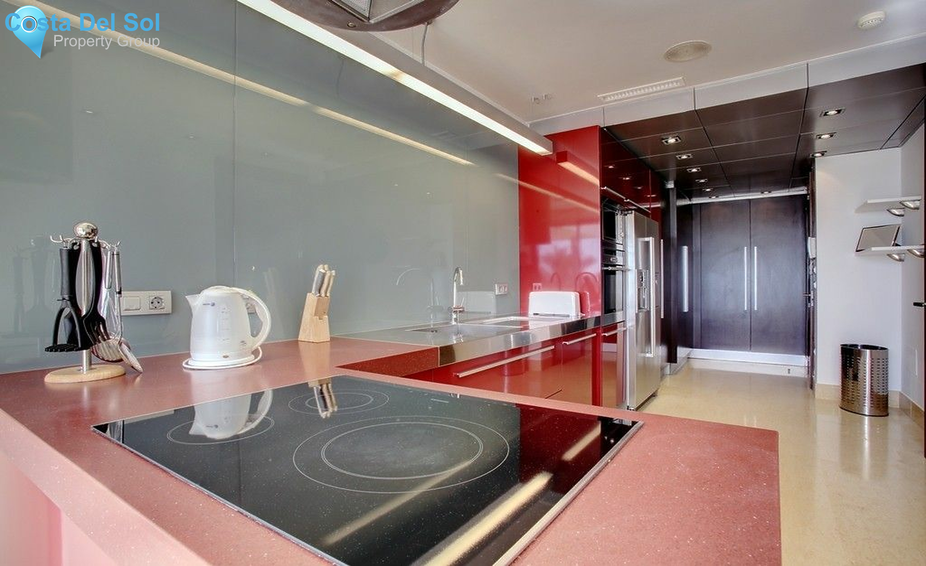 Middle Floor Apartment in Nueva Andalucía-1533934
