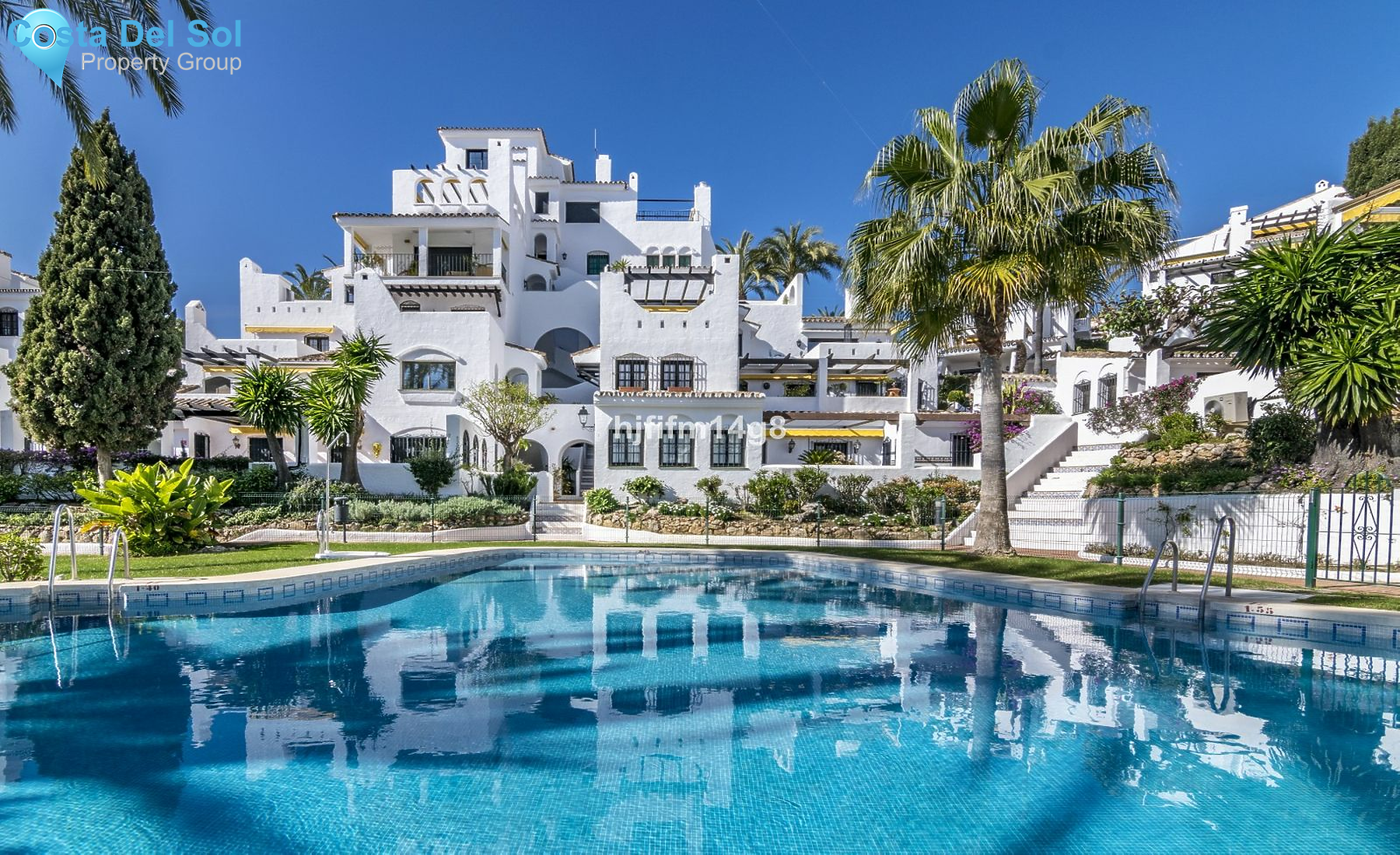 Middle Floor Apartment in Nueva Andalucía-1534438