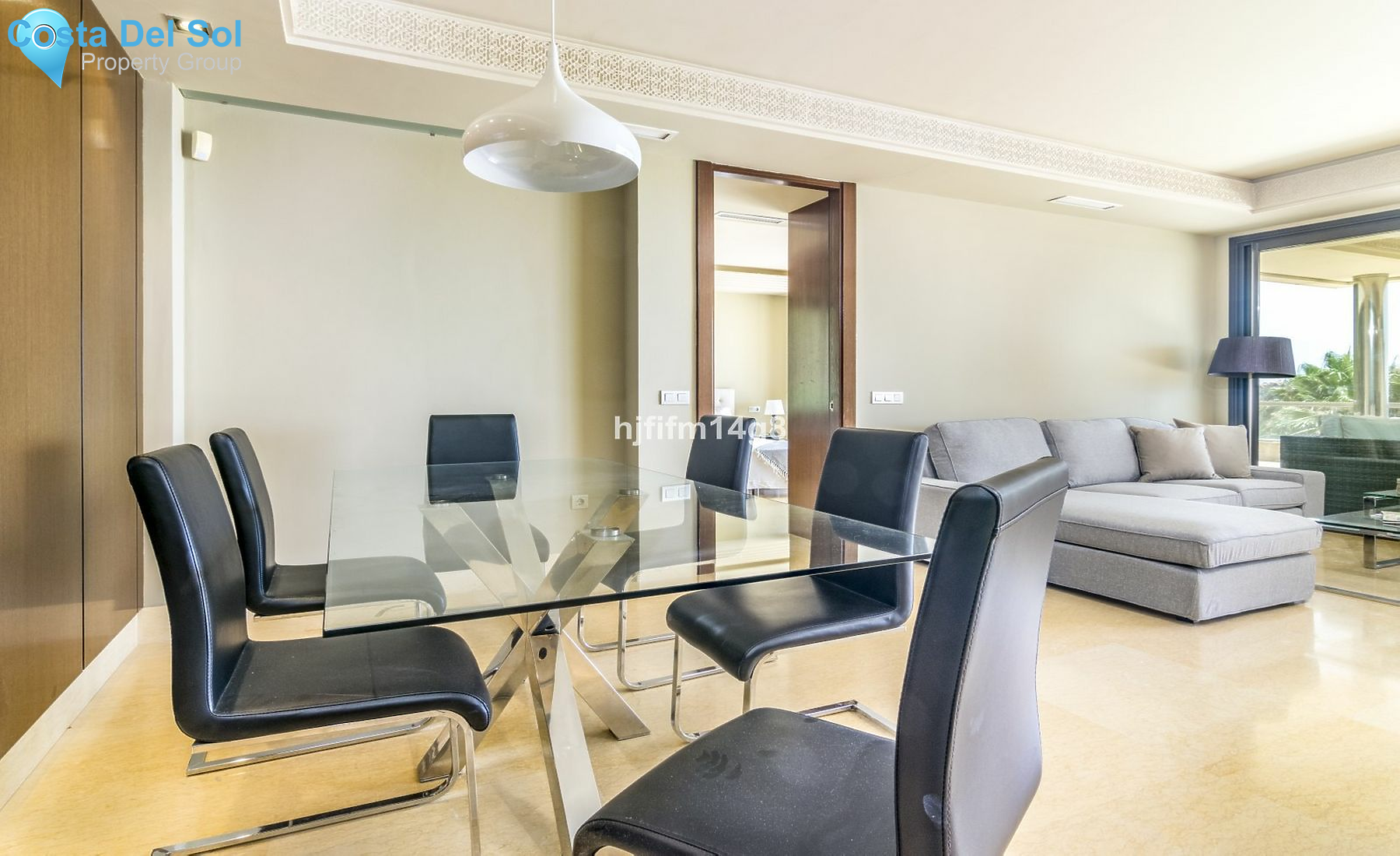Middle Floor Apartment in Nueva Andalucía-1546091