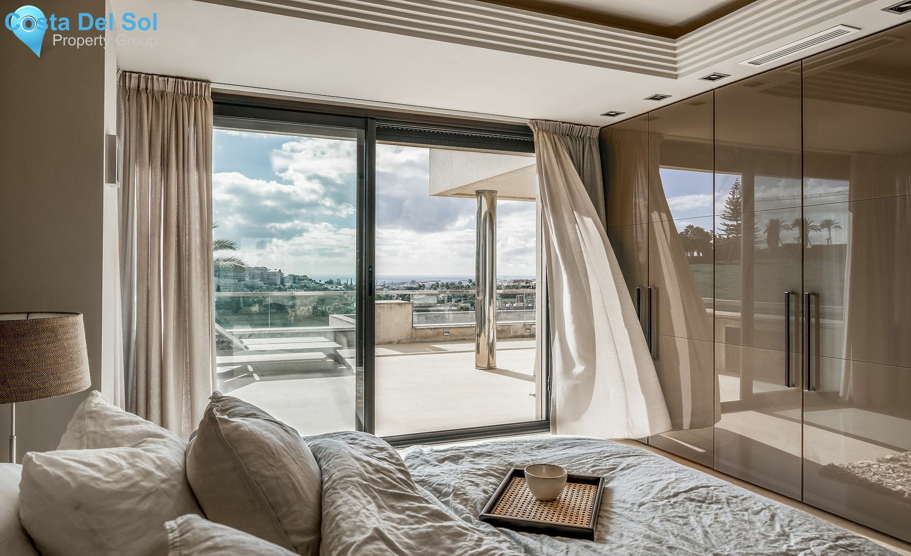 Middle Floor Apartment in Nueva Andalucía