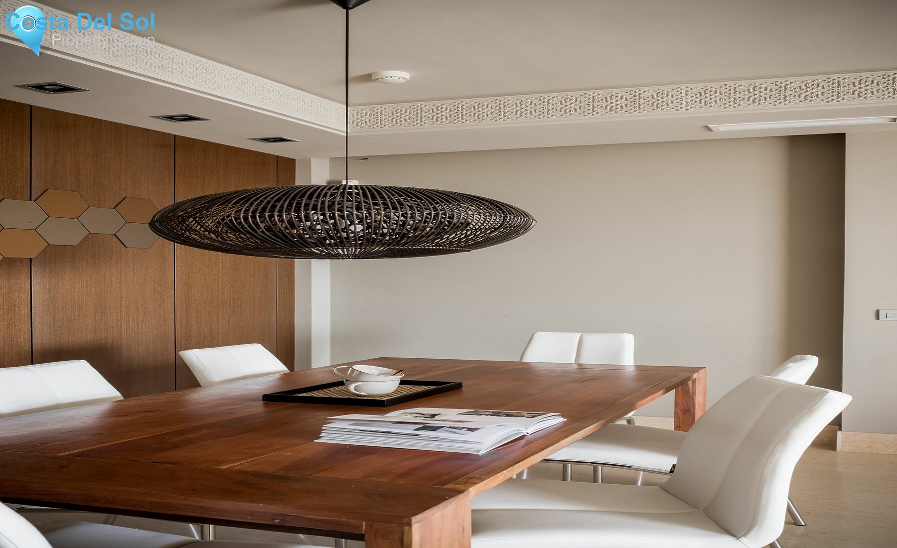 Middle Floor Apartment in Nueva Andalucía-1549401