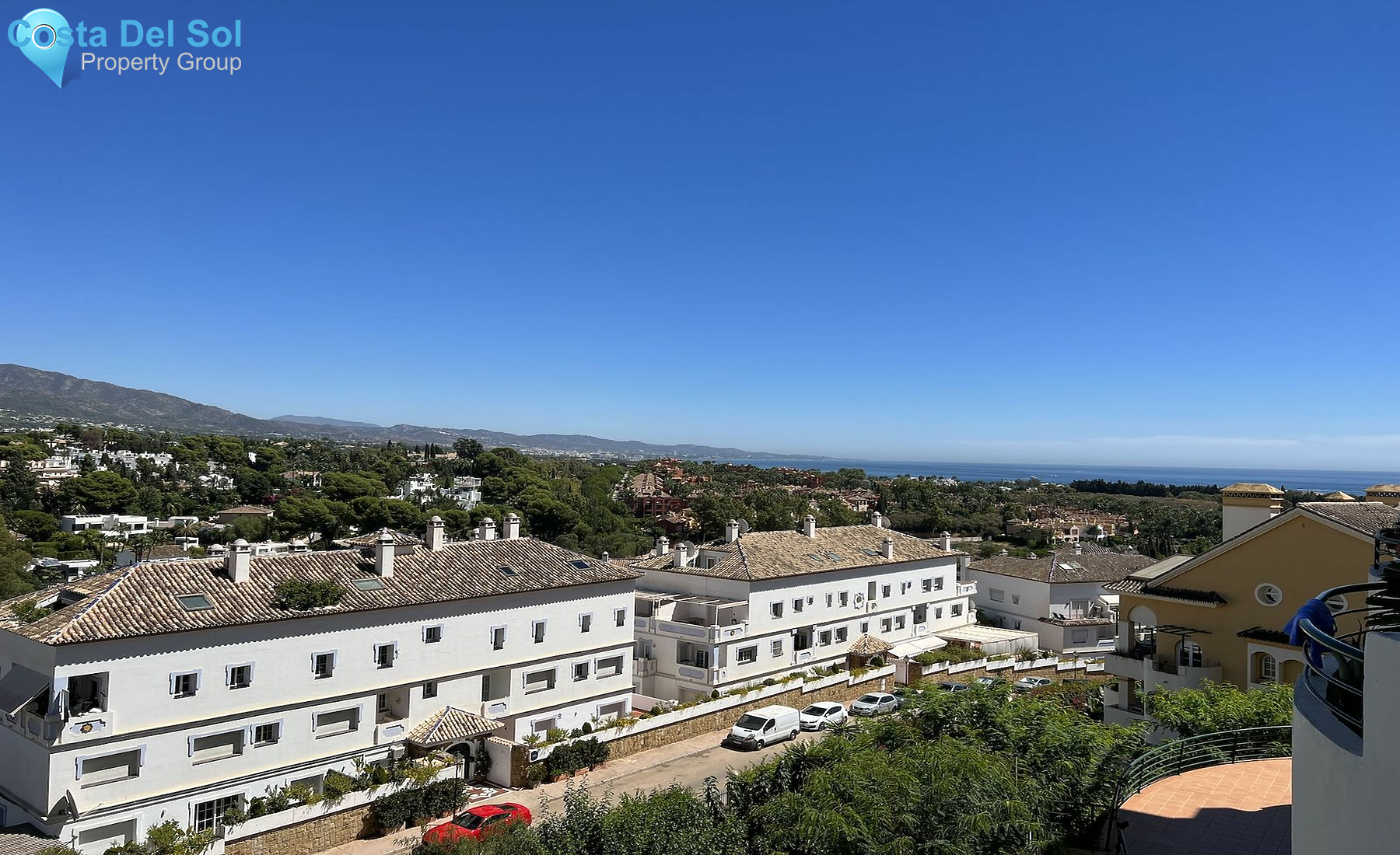 Middle Floor Apartment in Nueva Andalucía-1549523