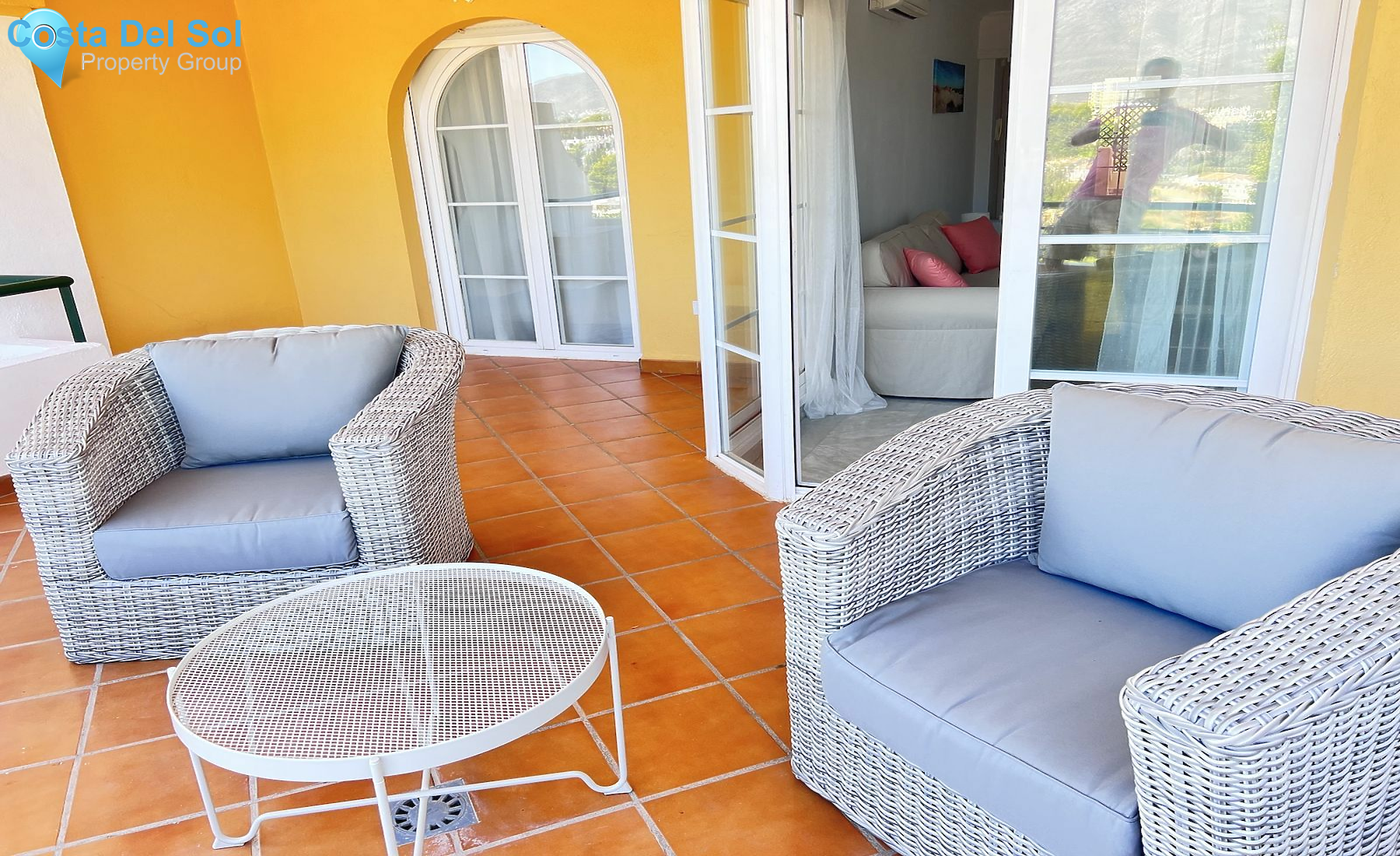 Middle Floor Apartment in Nueva Andalucía-1549530