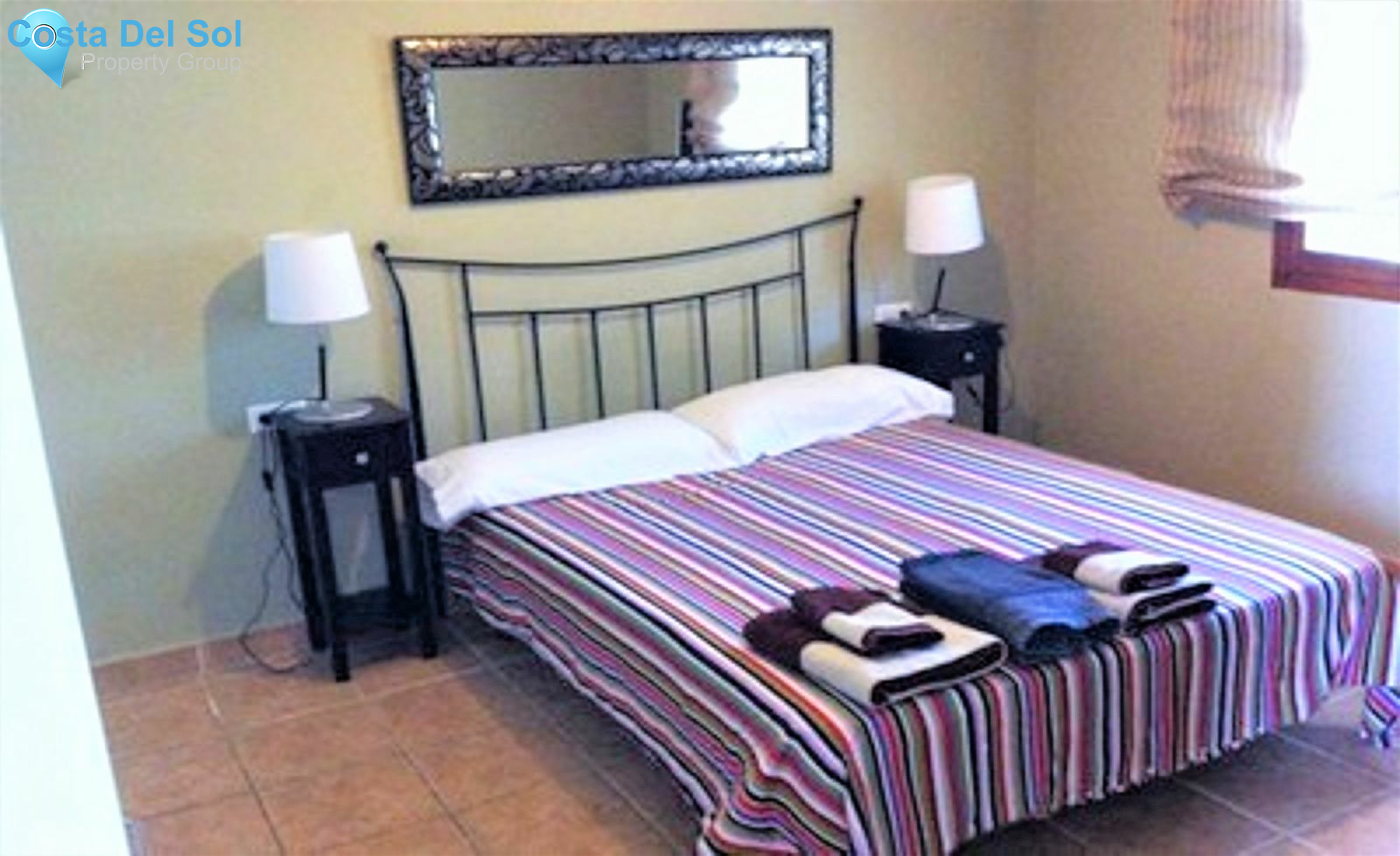 Middle Floor Apartment in Nueva Andalucía-1551058