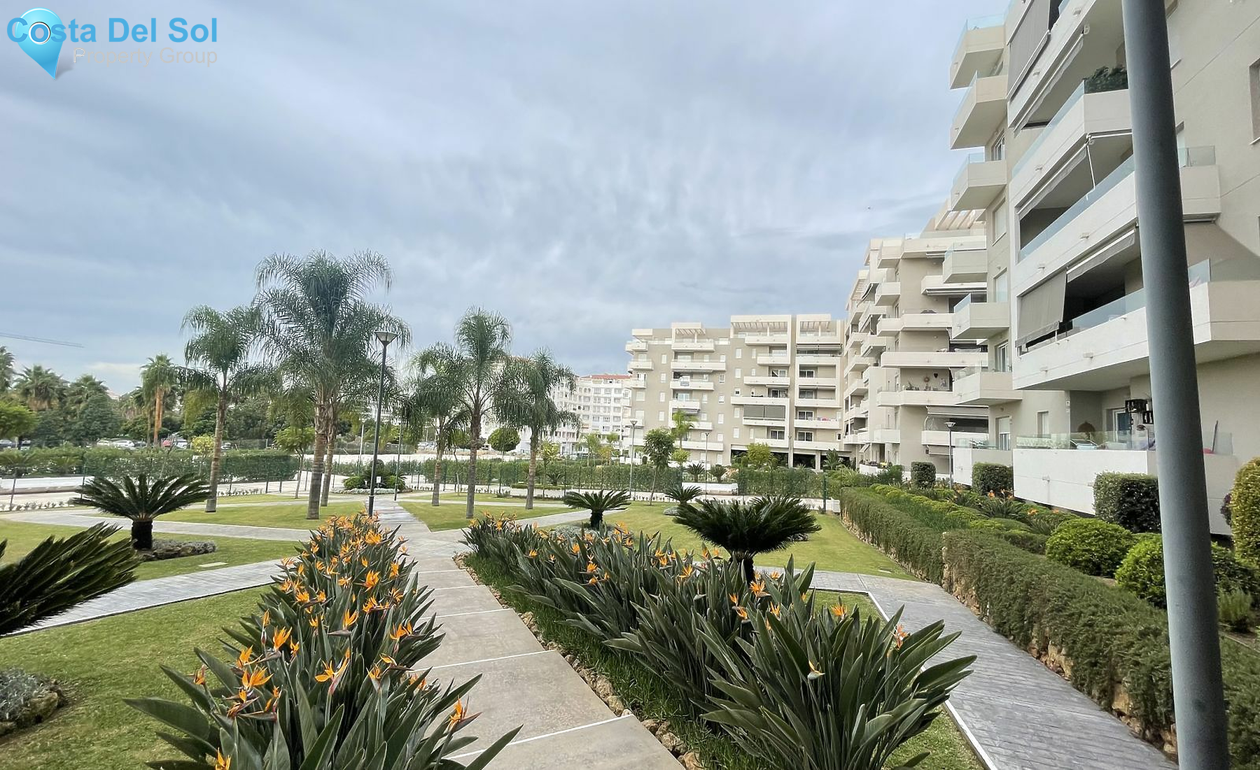Middle Floor Apartment in Nueva Andalucía