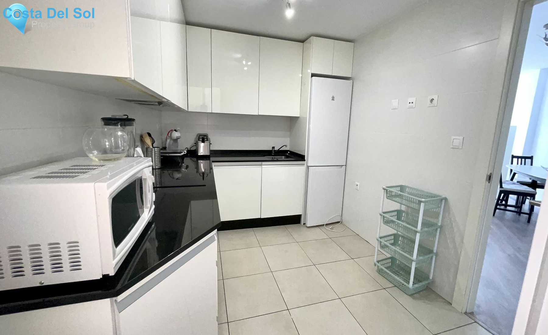 Middle Floor Apartment in Nueva Andalucía-1551435