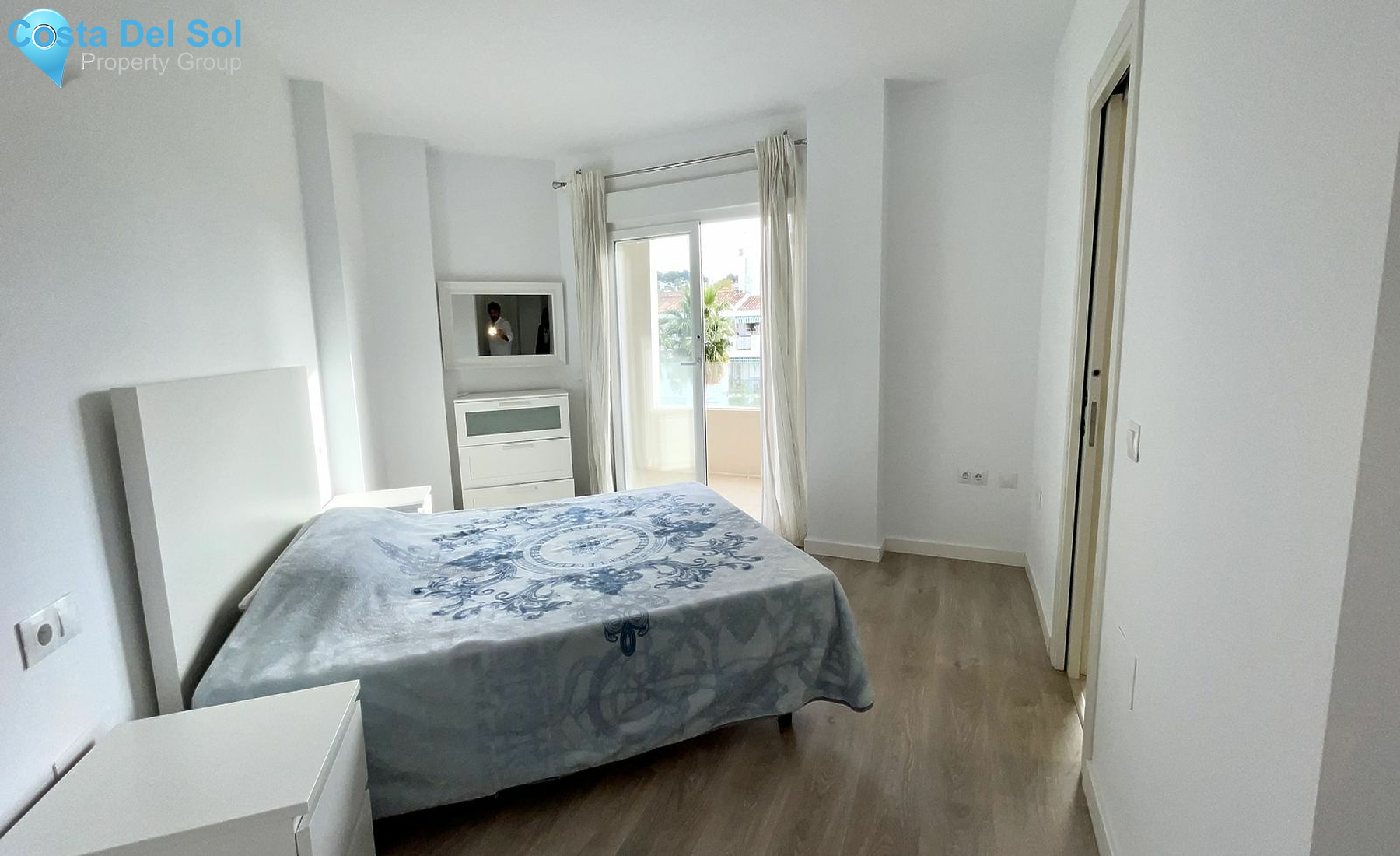 Middle Floor Apartment in Nueva Andalucía-1551440