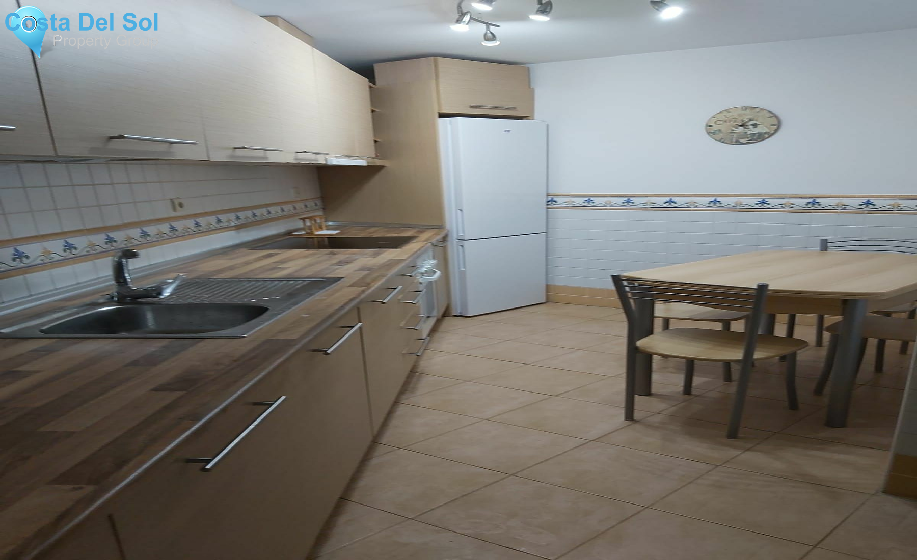 Middle Floor Apartment in Ojén-1399990