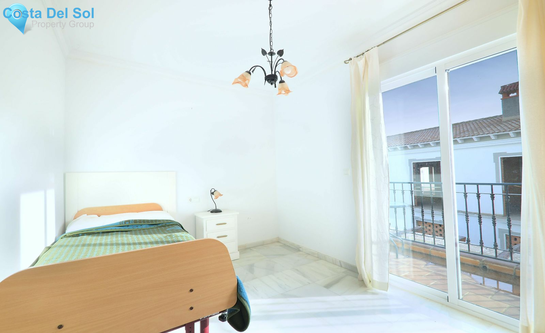 Middle Floor Apartment in Periana-1431929