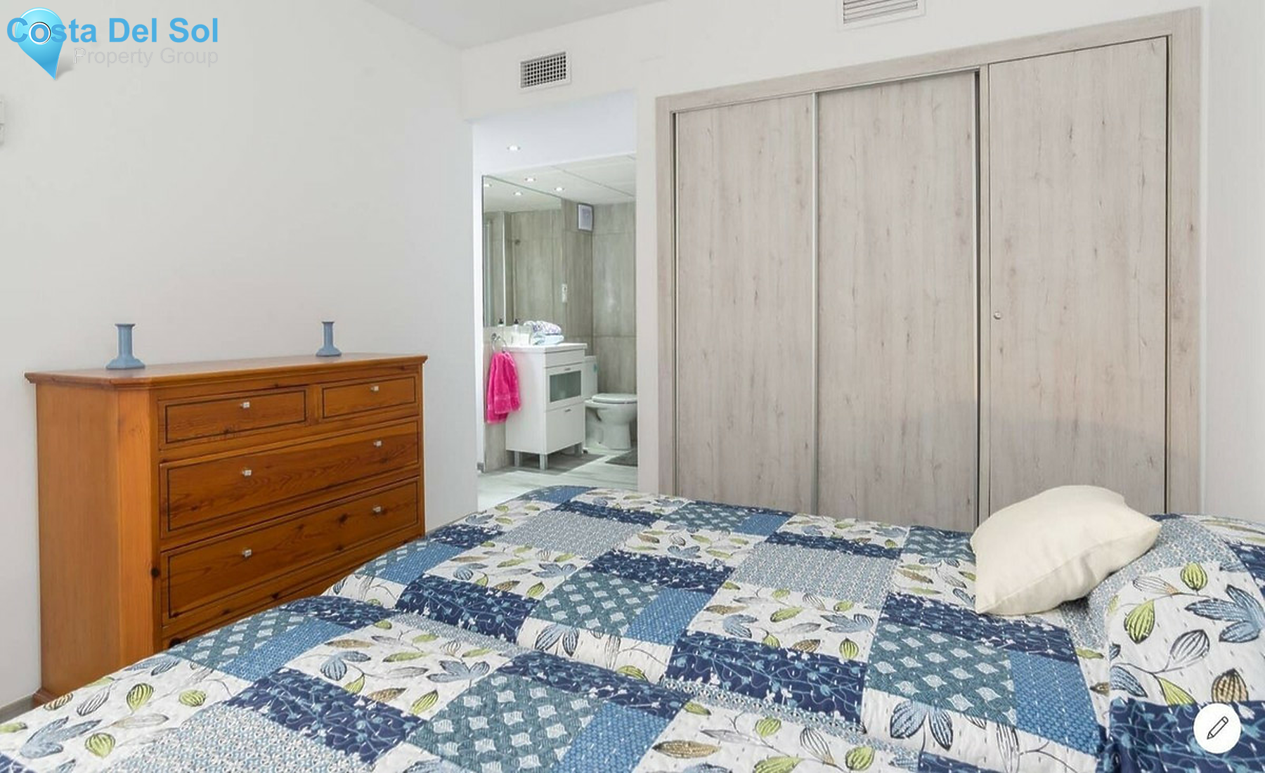 Middle Floor Apartment in Playamar-1270020