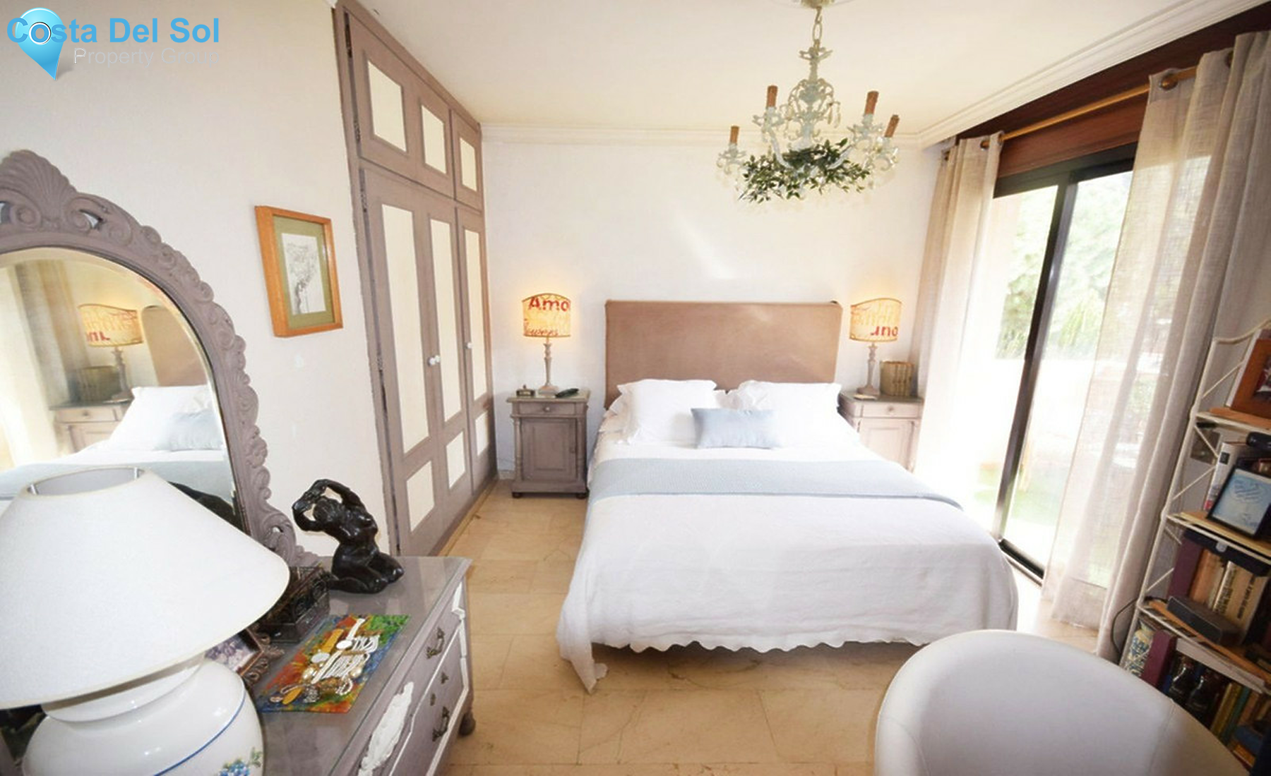 Middle Floor Apartment in Puerto Banús-1236643