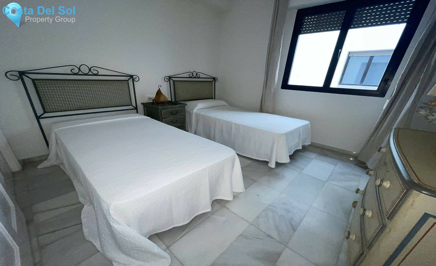 Middle Floor Apartment in Puerto Banús-1261241