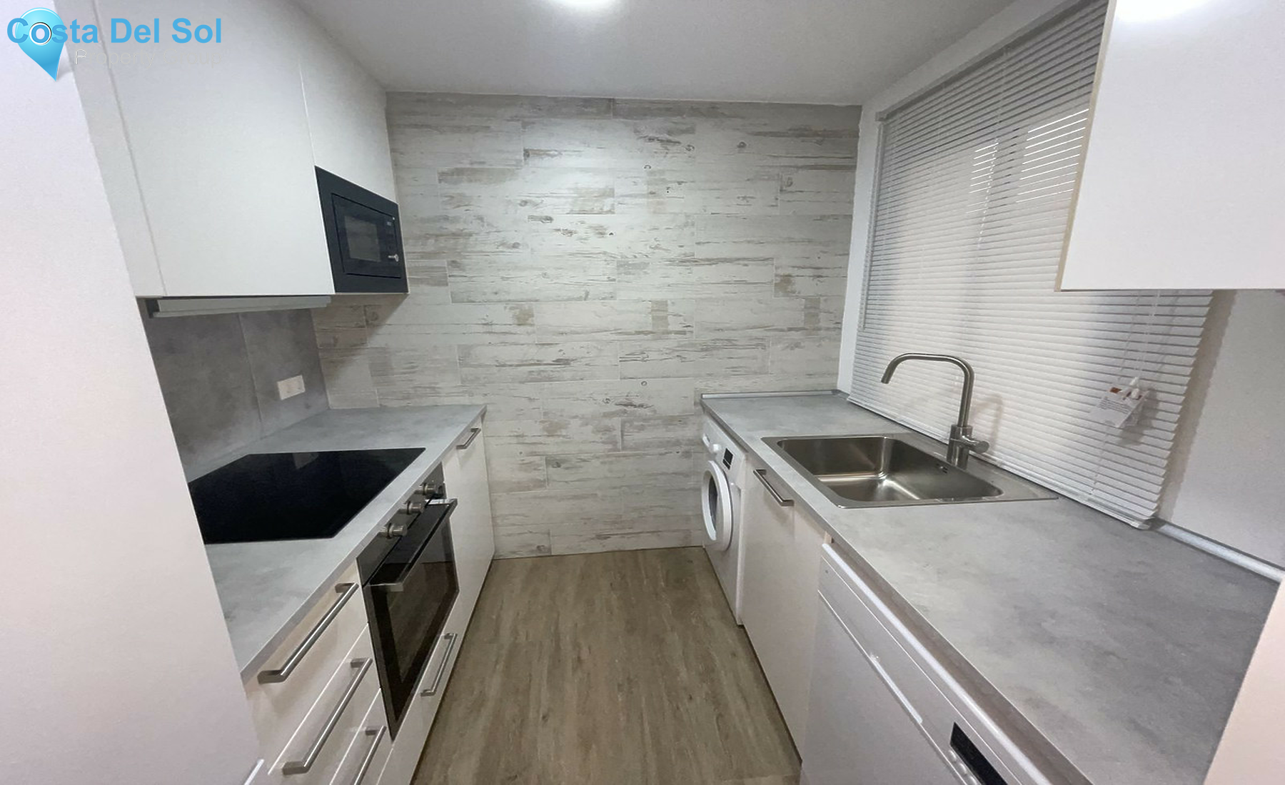 Middle Floor Apartment in Puerto Banús-1261235