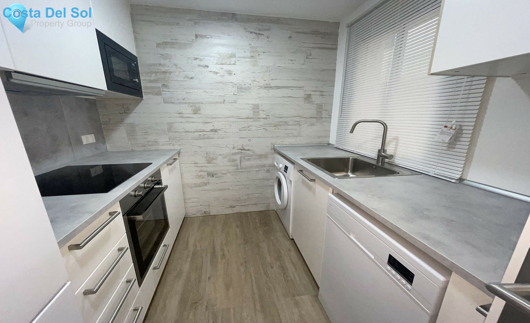 Middle Floor Apartment in Puerto Banús-1261236