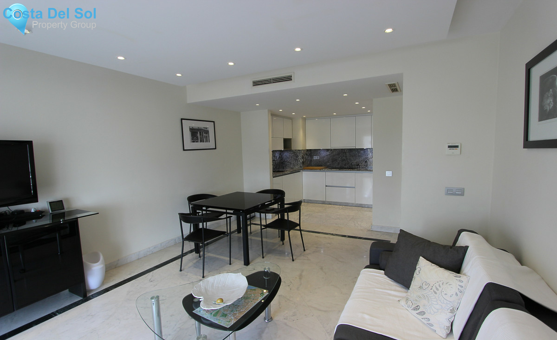 Middle Floor Apartment in Puerto Banús-1267619