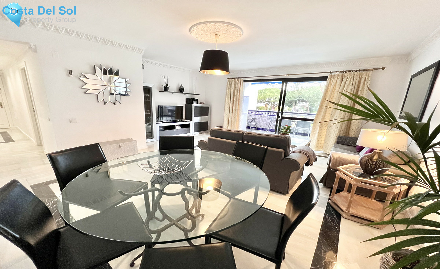 Middle Floor Apartment in Puerto Banús-1288870
