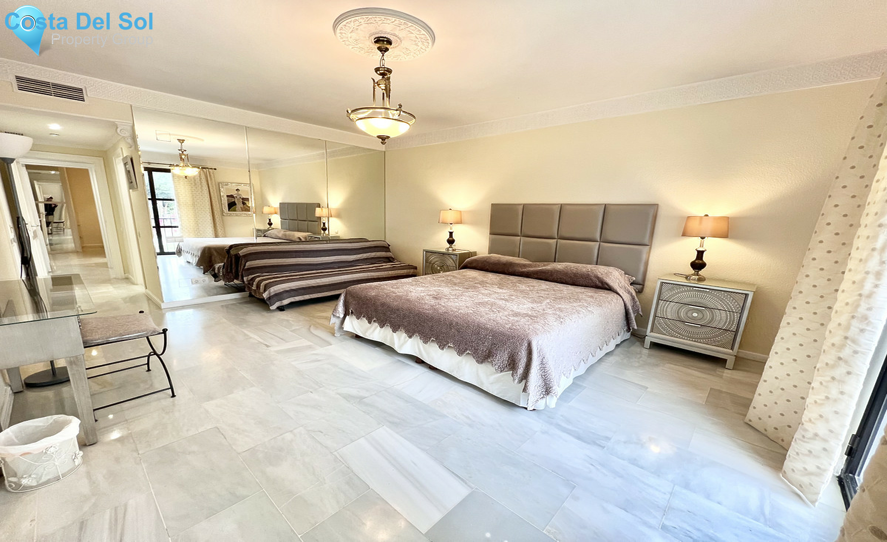 Middle Floor Apartment in Puerto Banús-1288871