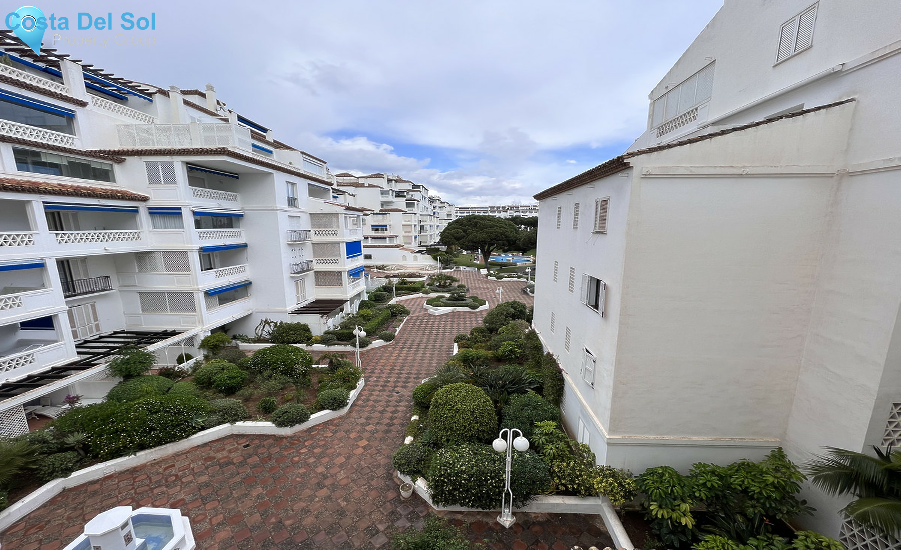 Middle Floor Apartment in Puerto Banús-1288932
