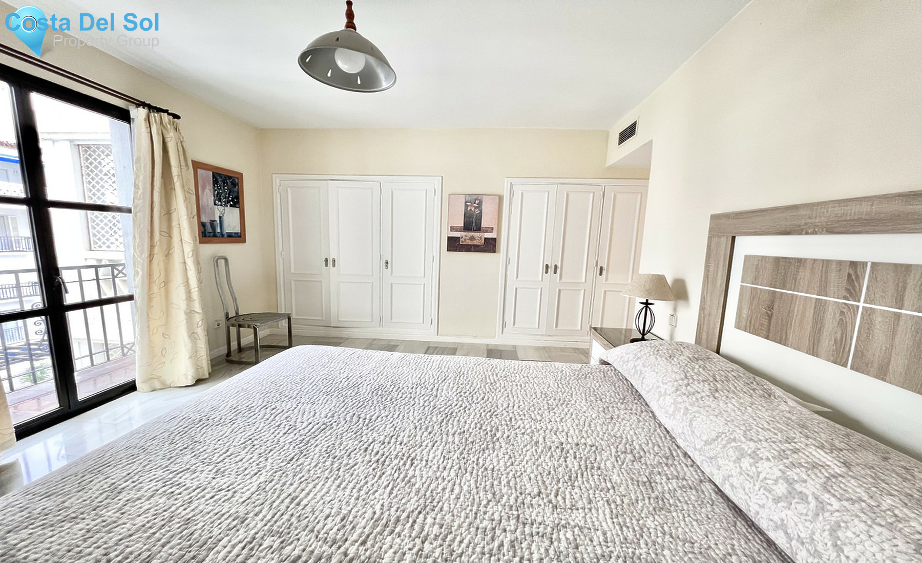 Middle Floor Apartment in Puerto Banús-1288923