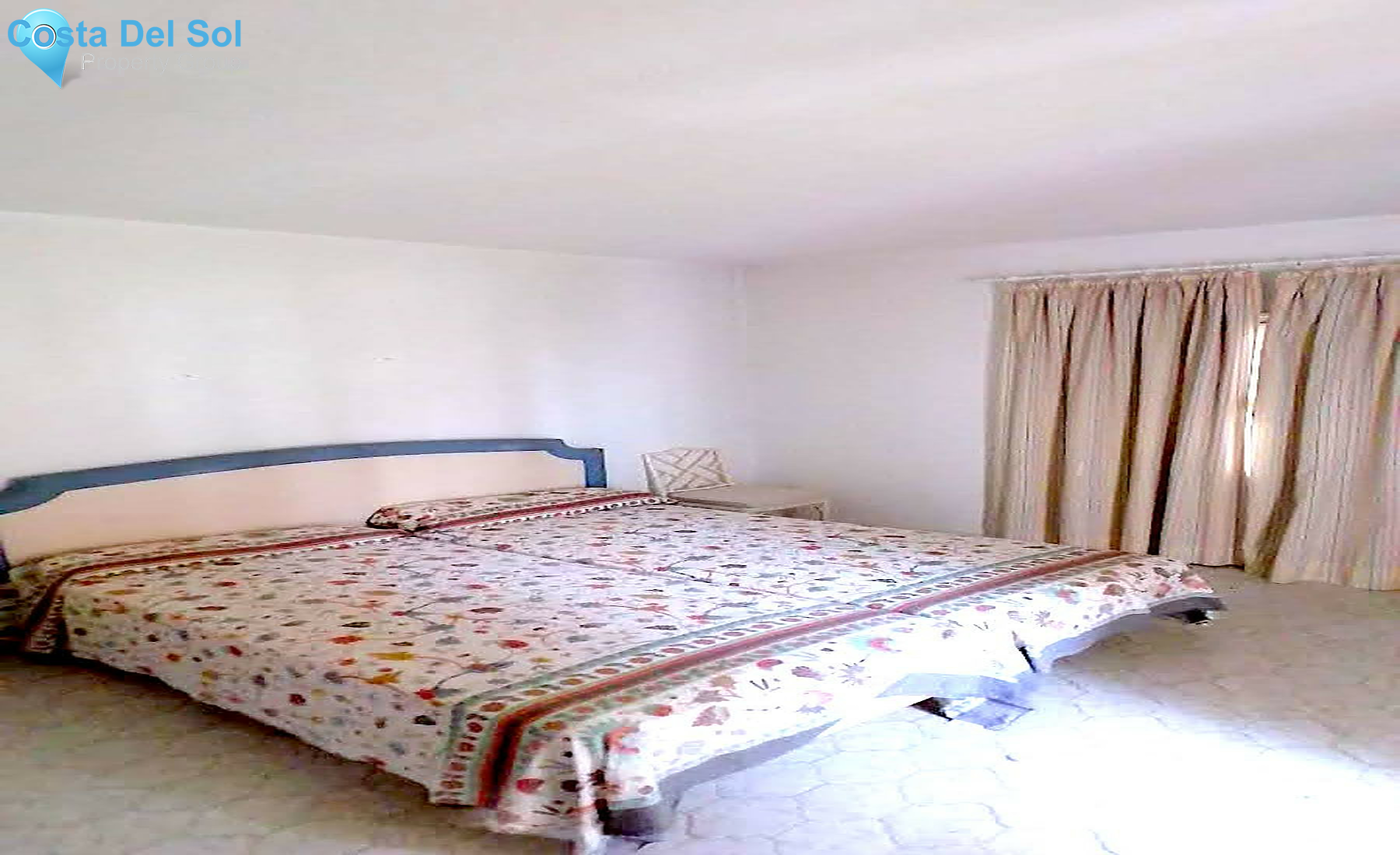 Middle Floor Apartment in Puerto Banús-1303233