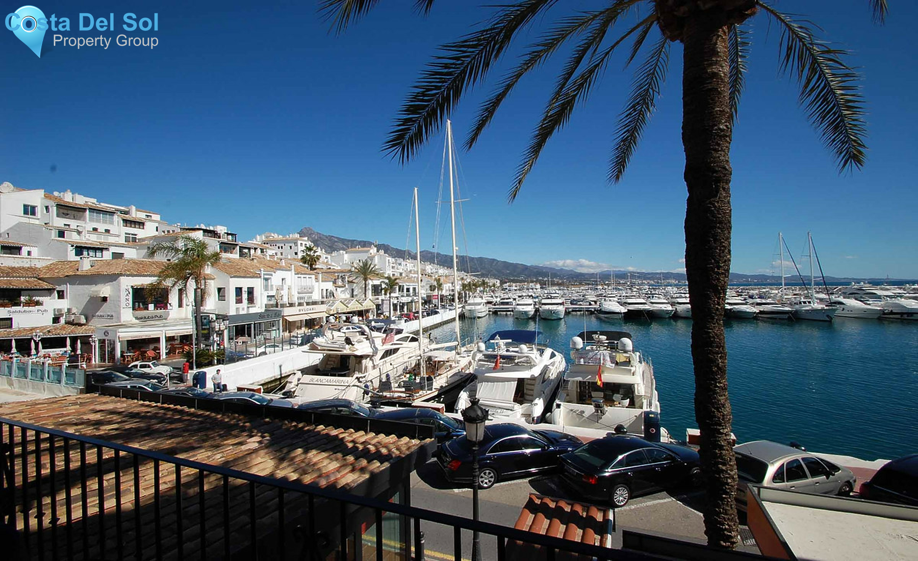 Middle Floor Apartment in Puerto Banús-1304136