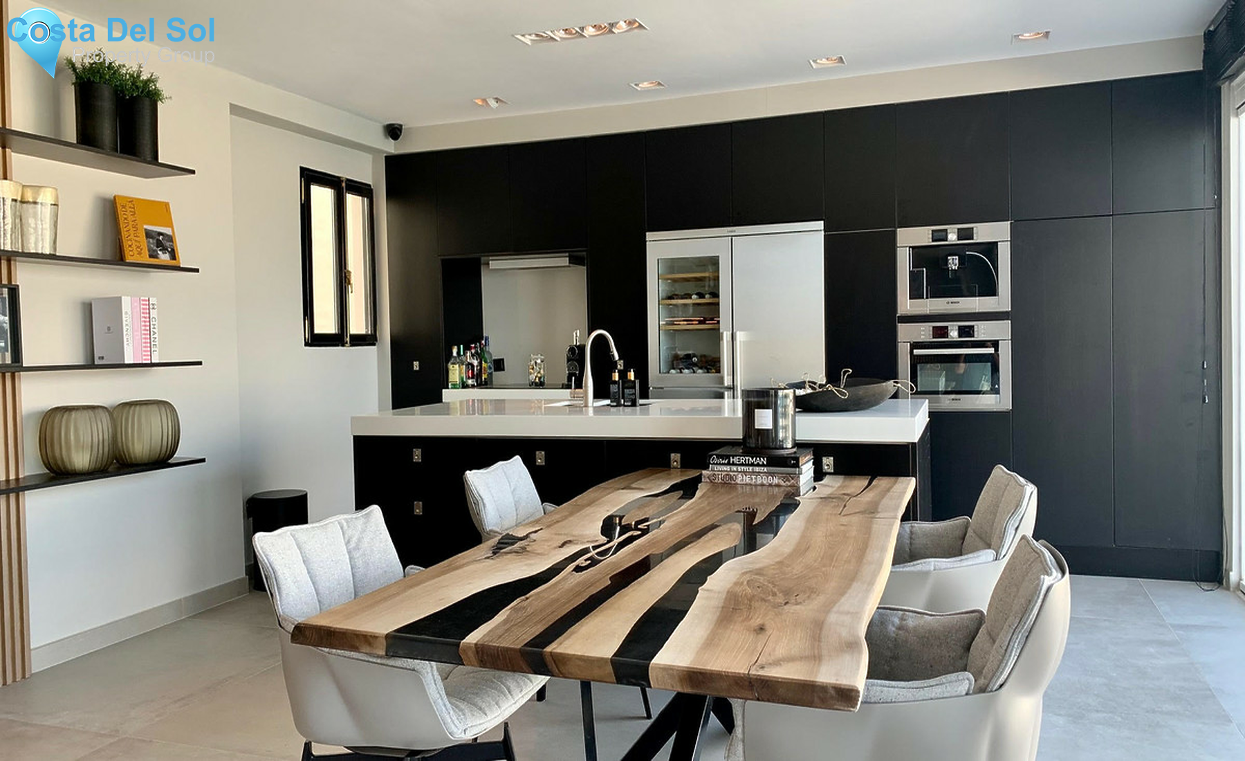 Middle Floor Apartment in Puerto Banús-1304149