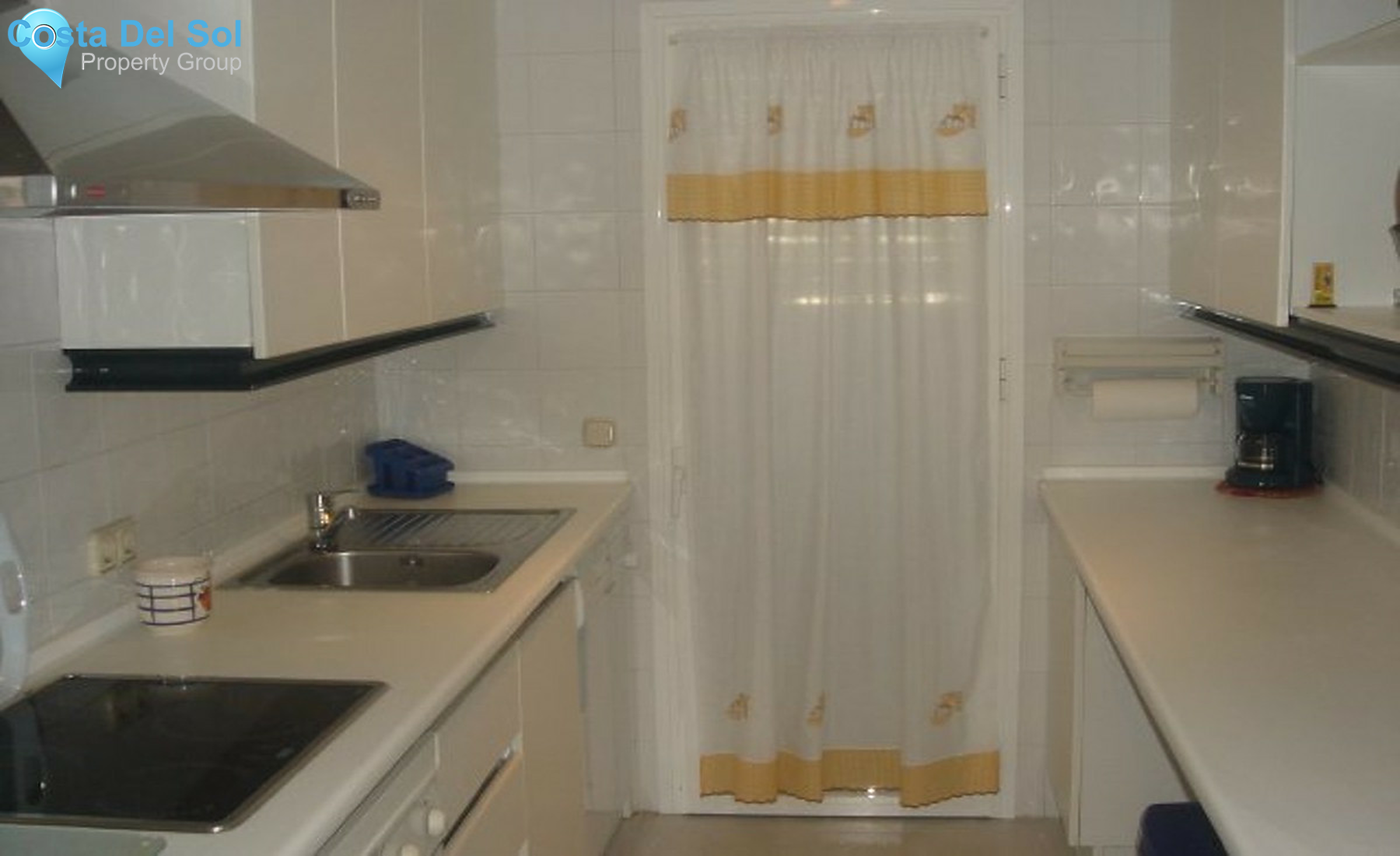 Middle Floor Apartment in Puerto Banús-1309450