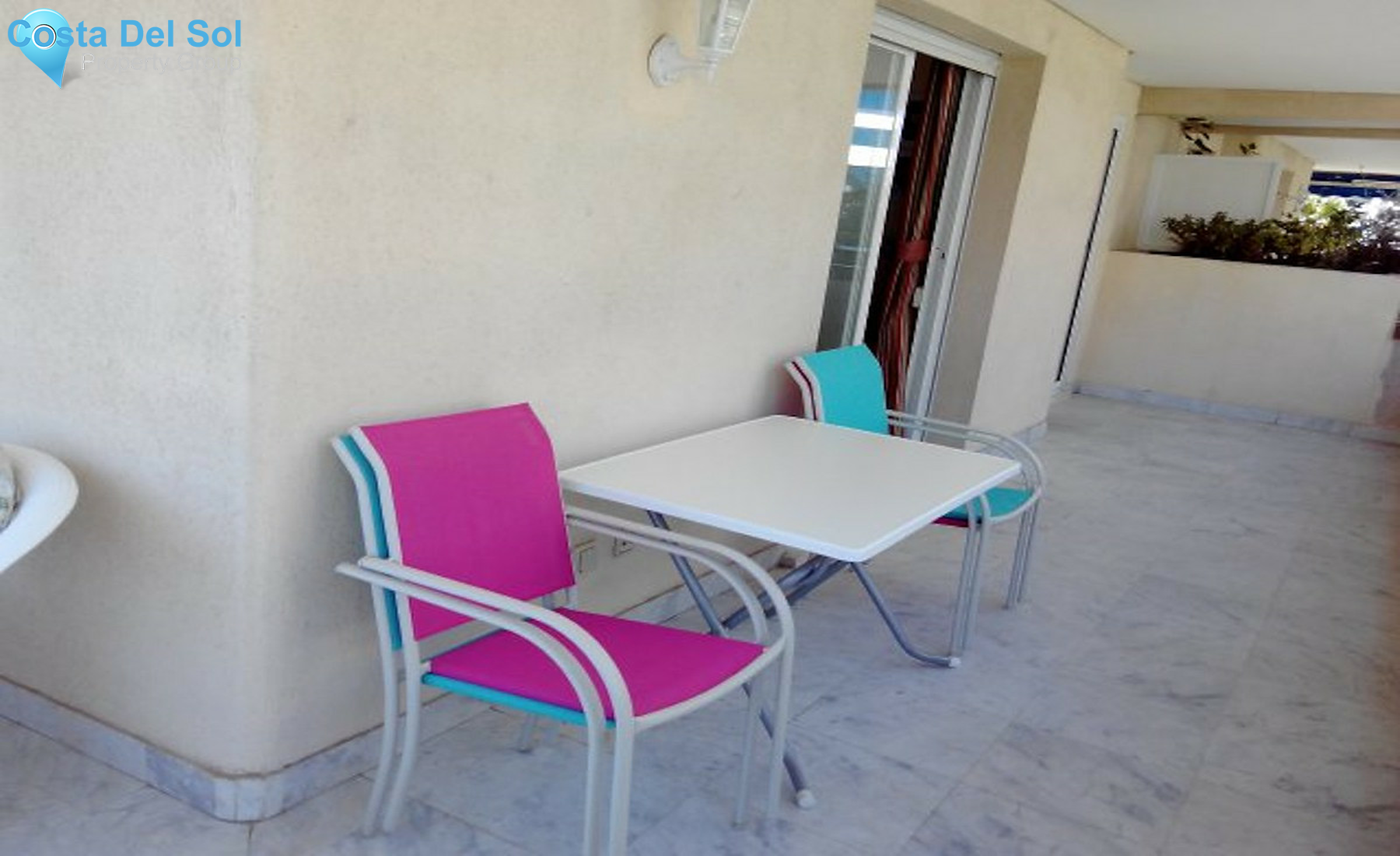 Middle Floor Apartment in Puerto Banús-1309445