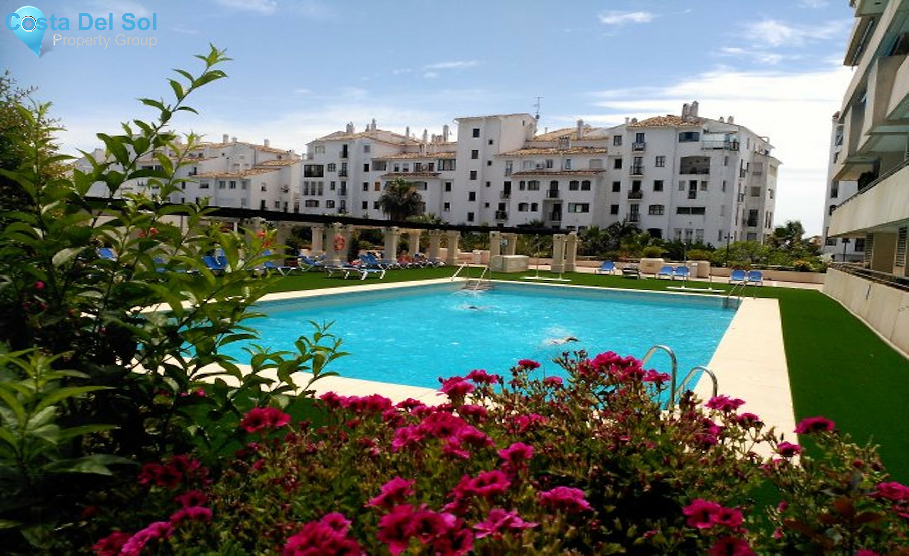 Middle Floor Apartment in Puerto Banús-1309446