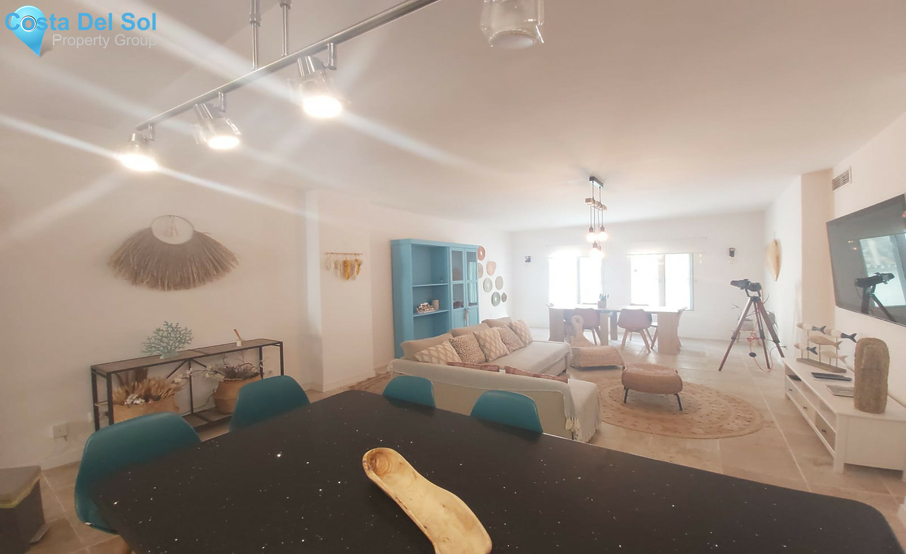 Middle Floor Apartment in Puerto Banús-1309487