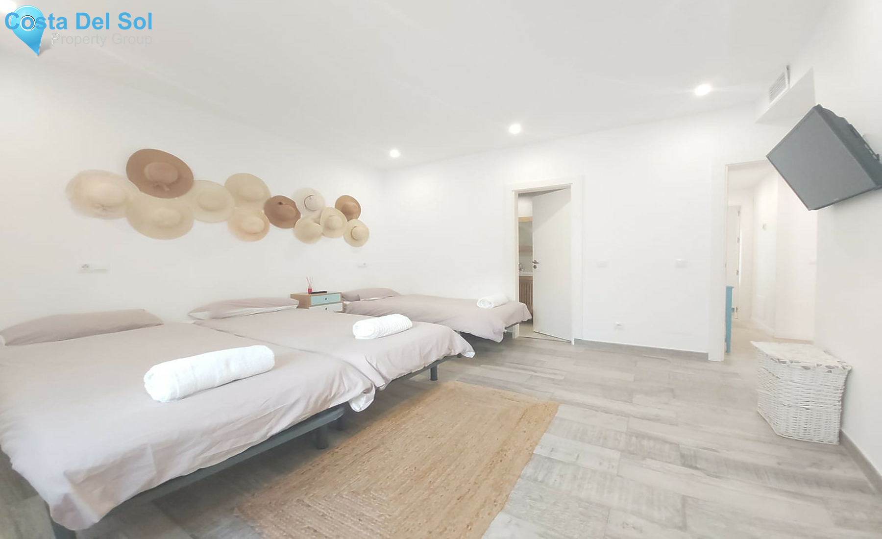 Middle Floor Apartment in Puerto Banús-1309493