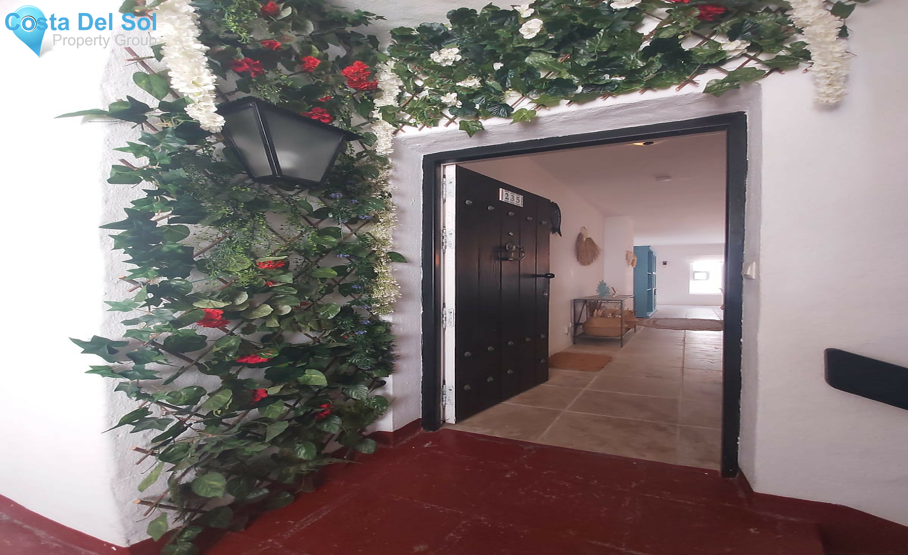 Middle Floor Apartment in Puerto Banús-1309478